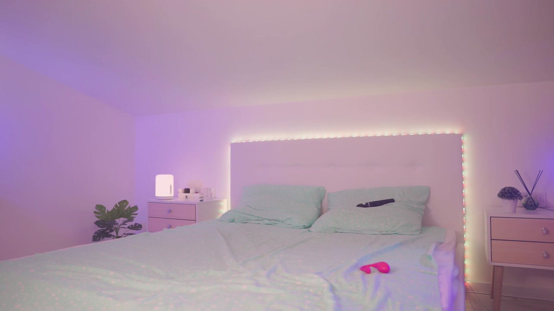 Gallery image thumbnail from Sarah_Pink's myfreecams stream on, 06/20/2023, 19:16 image 8 of 20