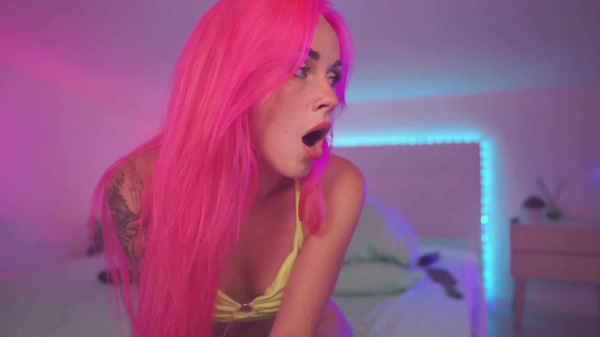 Gallery image thumbnail from Sarah_Pink's myfreecams stream on, 06/26/2023, 18:57 image 12 of 20