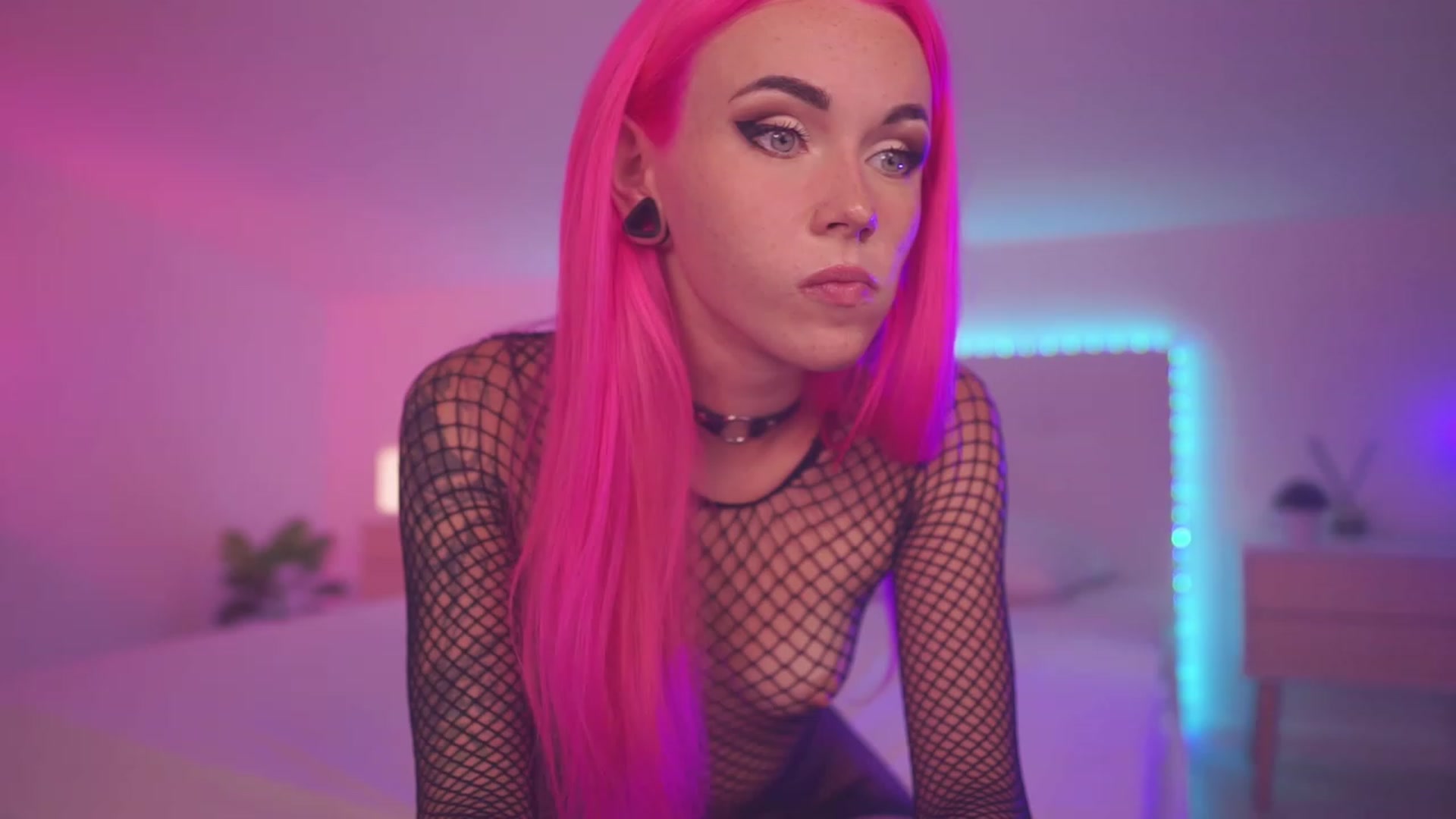 Gallery image thumbnail from Sarah_Pink's myfreecams stream on, 06/28/2023, 18:10 image 9 of 20