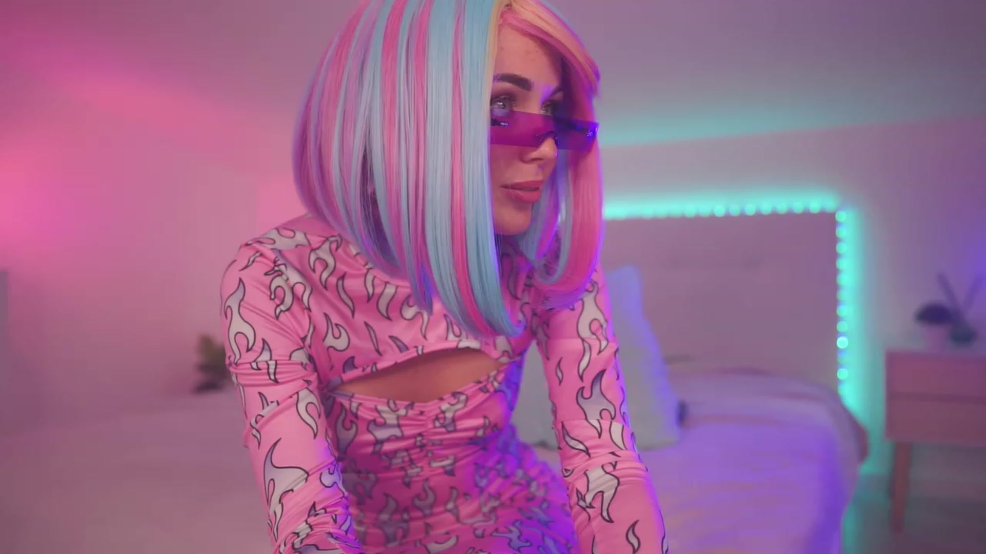 Gallery image thumbnail from Sarah_Pink's myfreecams stream on, 07/15/2023, 18:58 image 19 of 20