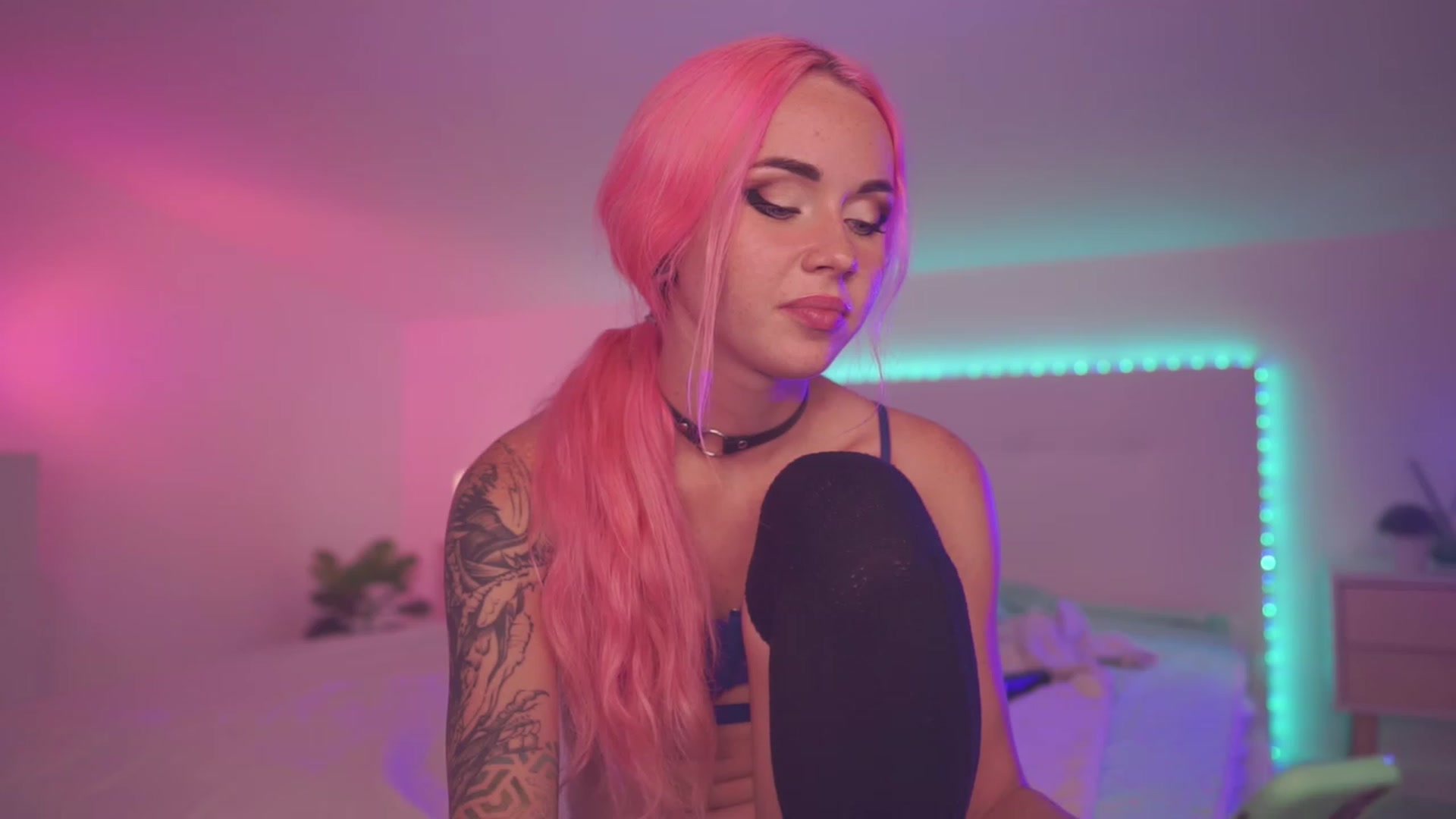 Gallery image thumbnail from Sarah_Pink's myfreecams stream on, 07/22/2023, 20:03 image 6 of 20