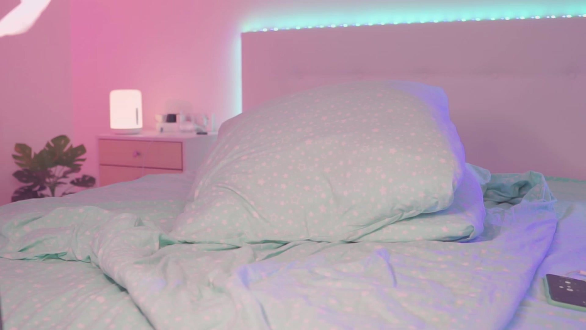 Gallery image thumbnail from Sarah_Pink's myfreecams stream on, 08/03/2023, 18:33 image 17 of 20