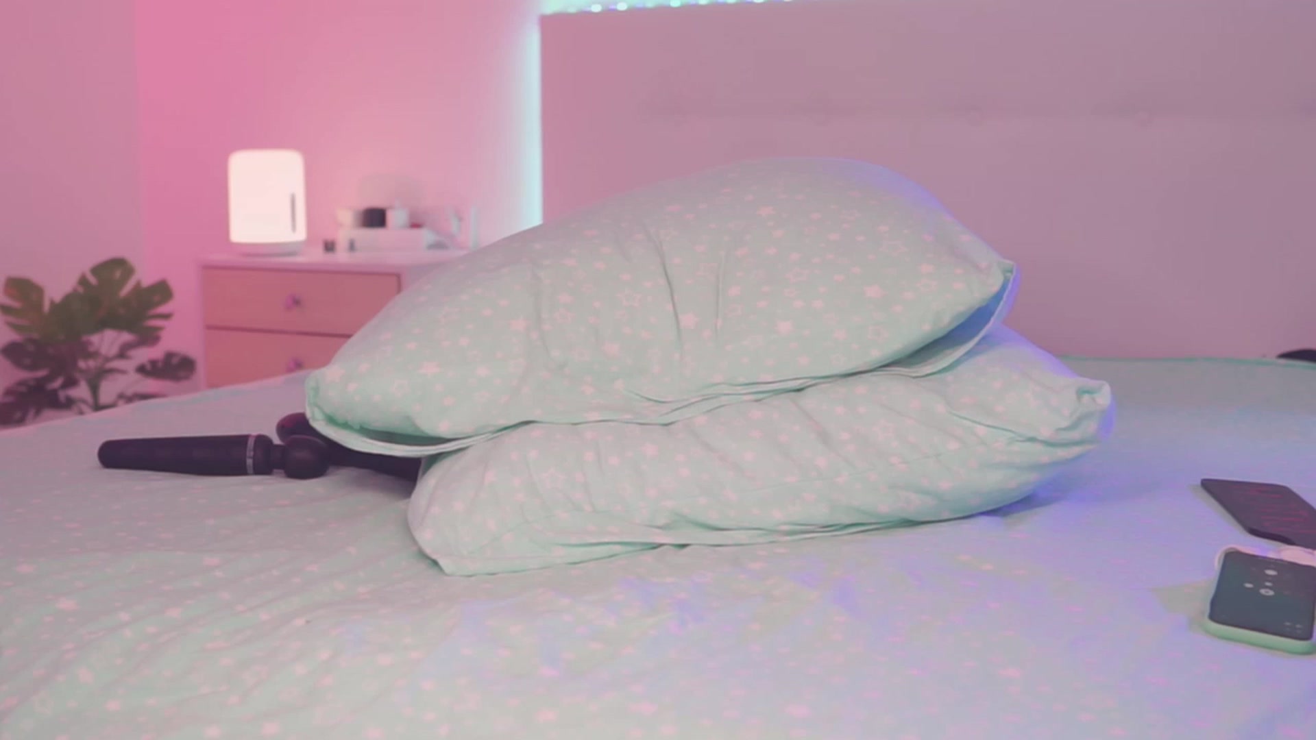 Gallery image thumbnail from Sarah_Pink's myfreecams stream on, 08/05/2023, 19:05 image 17 of 20