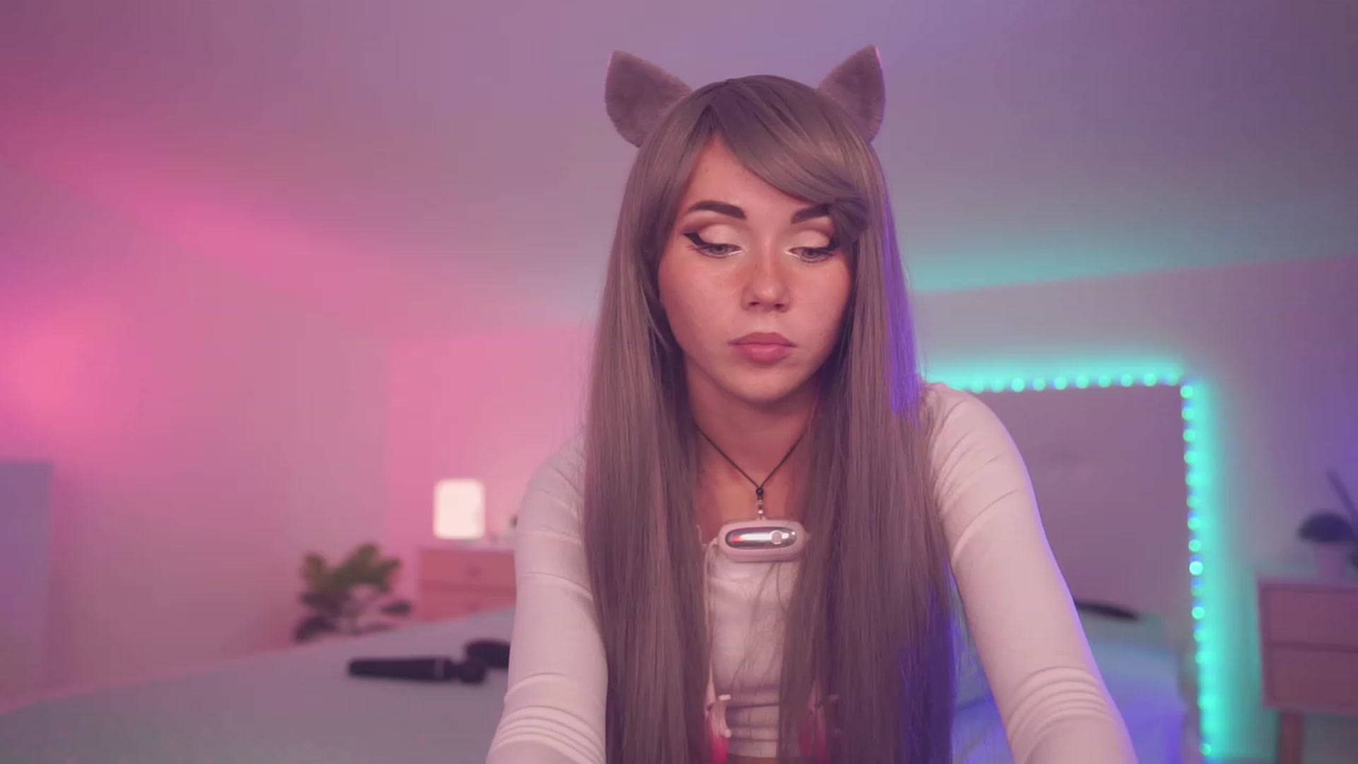 Gallery image thumbnail from Sarah_Pink's myfreecams stream on, 08/05/2023, 19:48 image 16 of 20