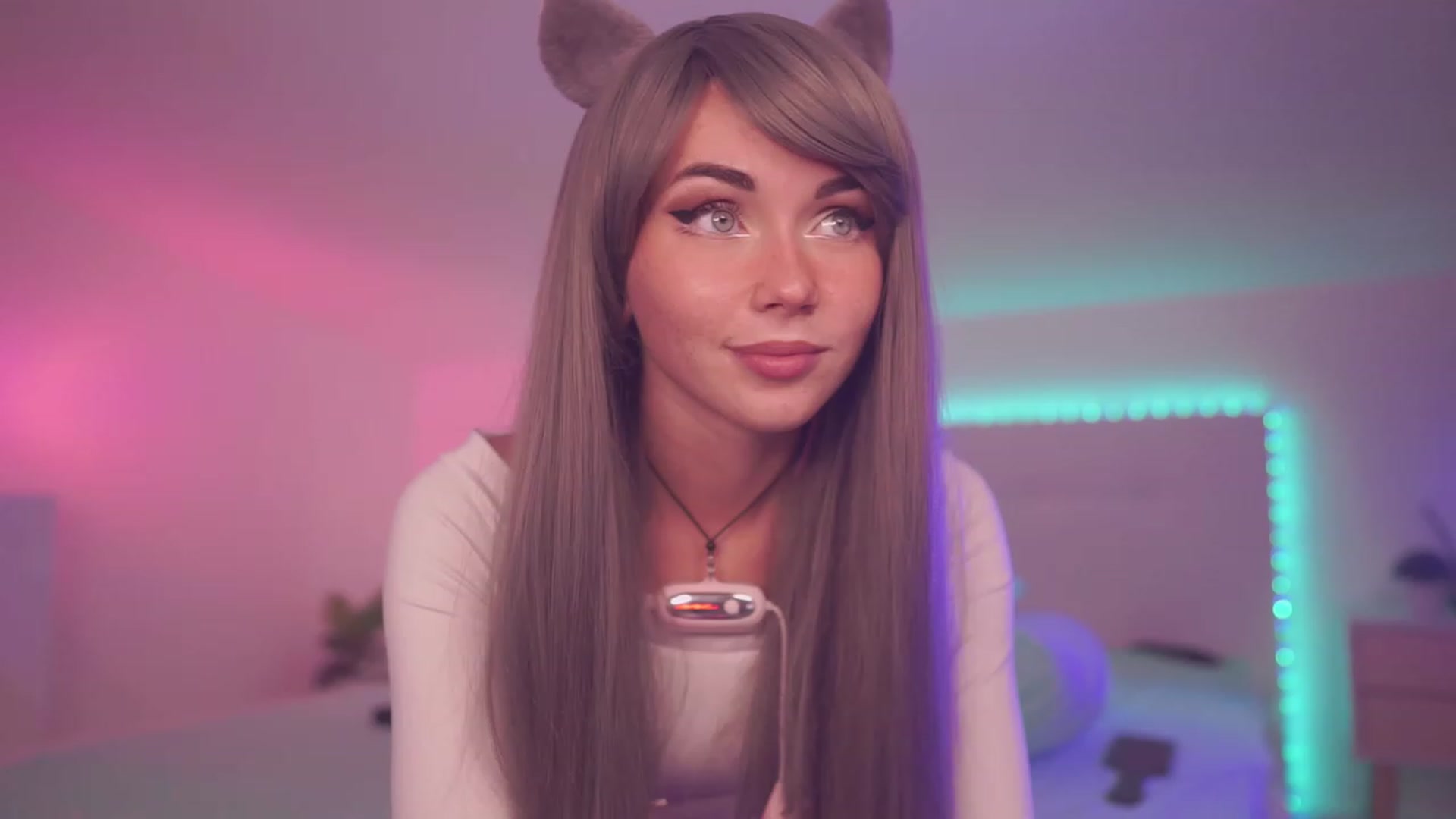 Gallery image thumbnail from Sarah_Pink's myfreecams stream on, 08/05/2023, 19:48 image 1 of 20