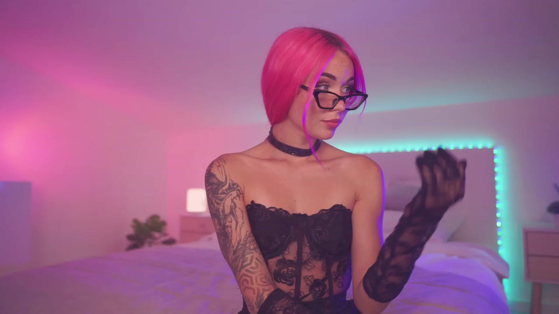 Gallery image thumbnail from Sarah_Pink's myfreecams stream on, 08/13/2023, 19:55 image 12 of 20