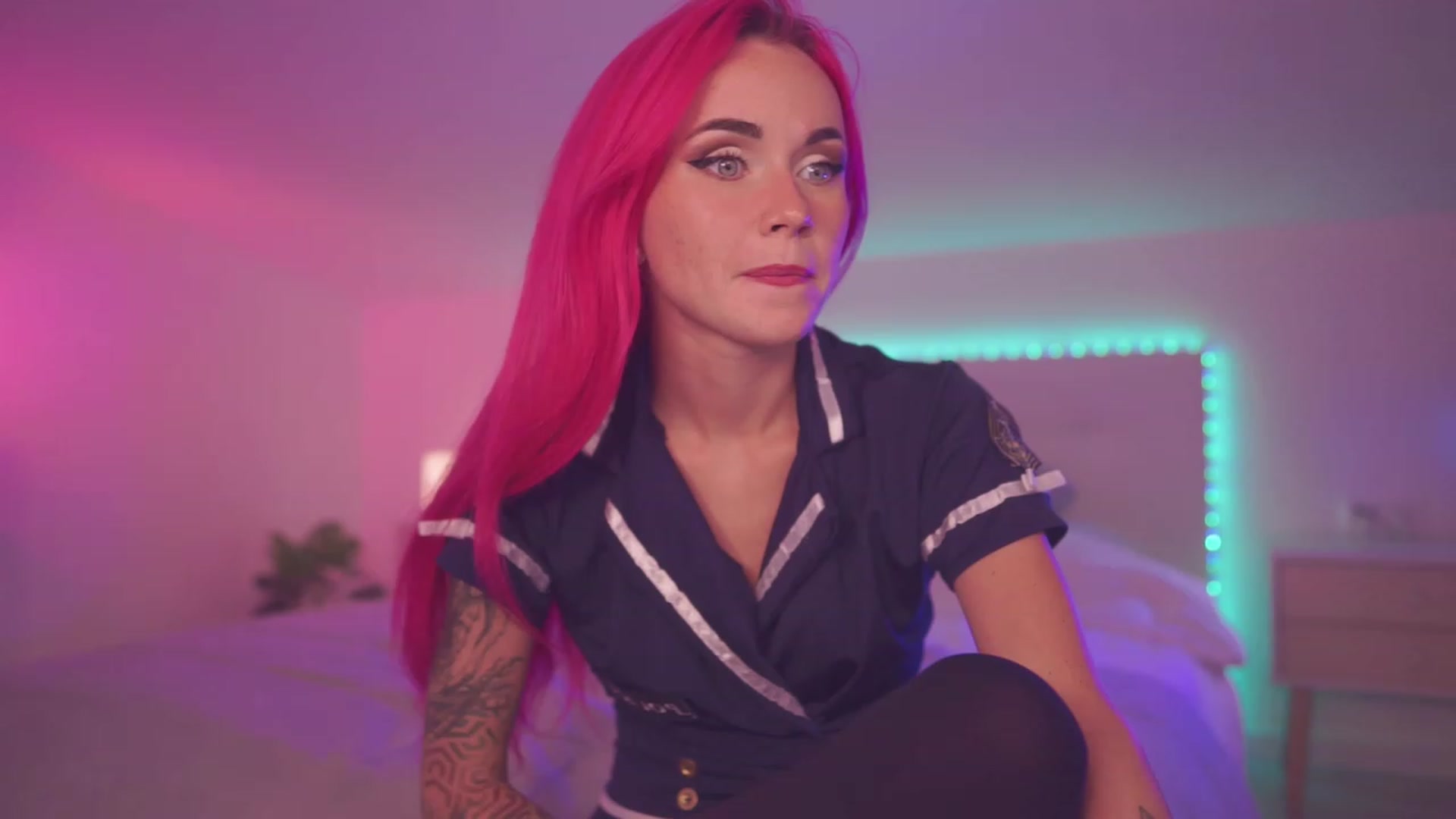 Gallery image thumbnail from Sarah_Pink's myfreecams stream on, 08/27/2023, 17:58 image 17 of 20
