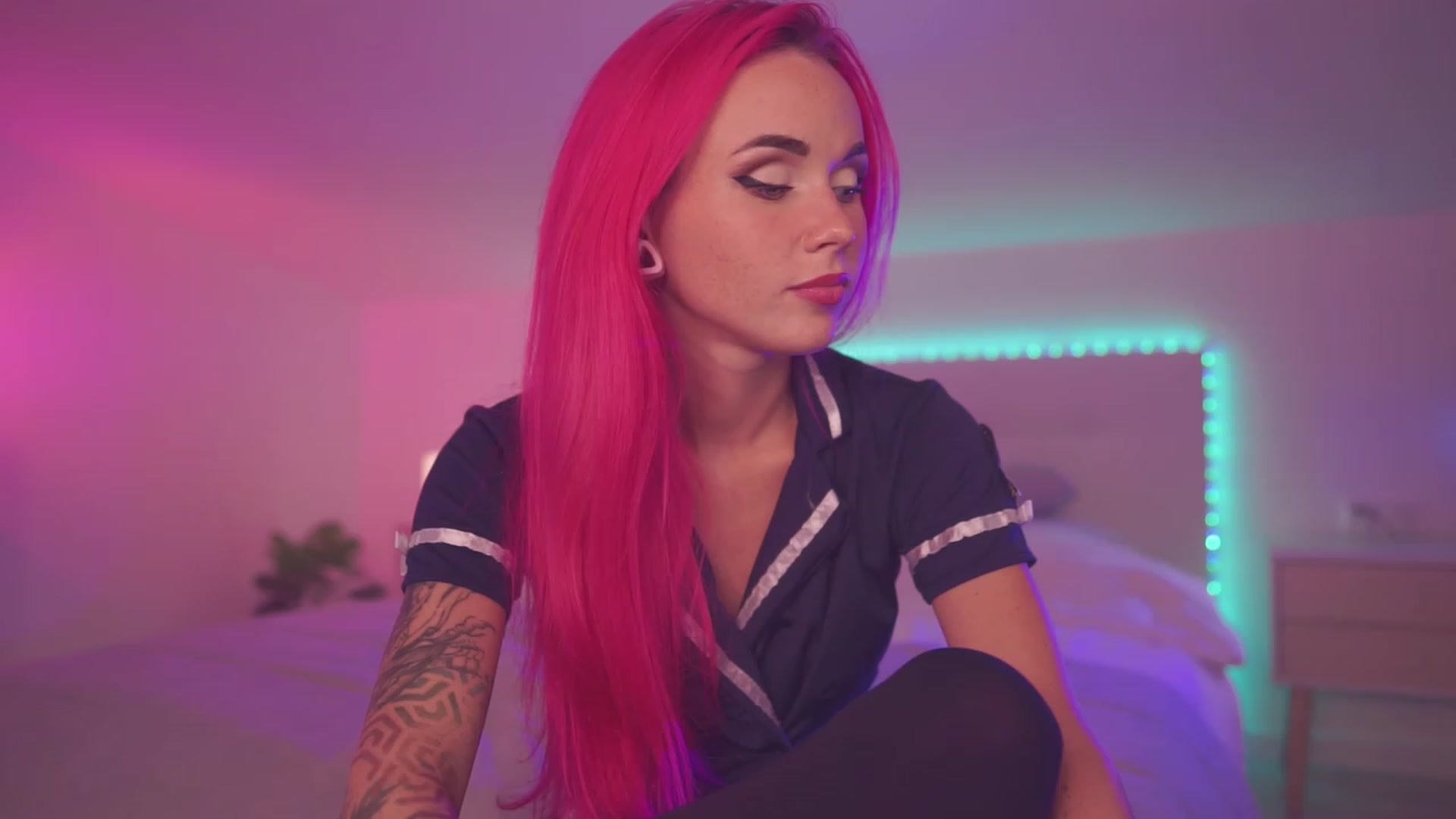 Gallery image thumbnail from Sarah_Pink's myfreecams stream on, 08/27/2023, 17:58 image 5 of 20