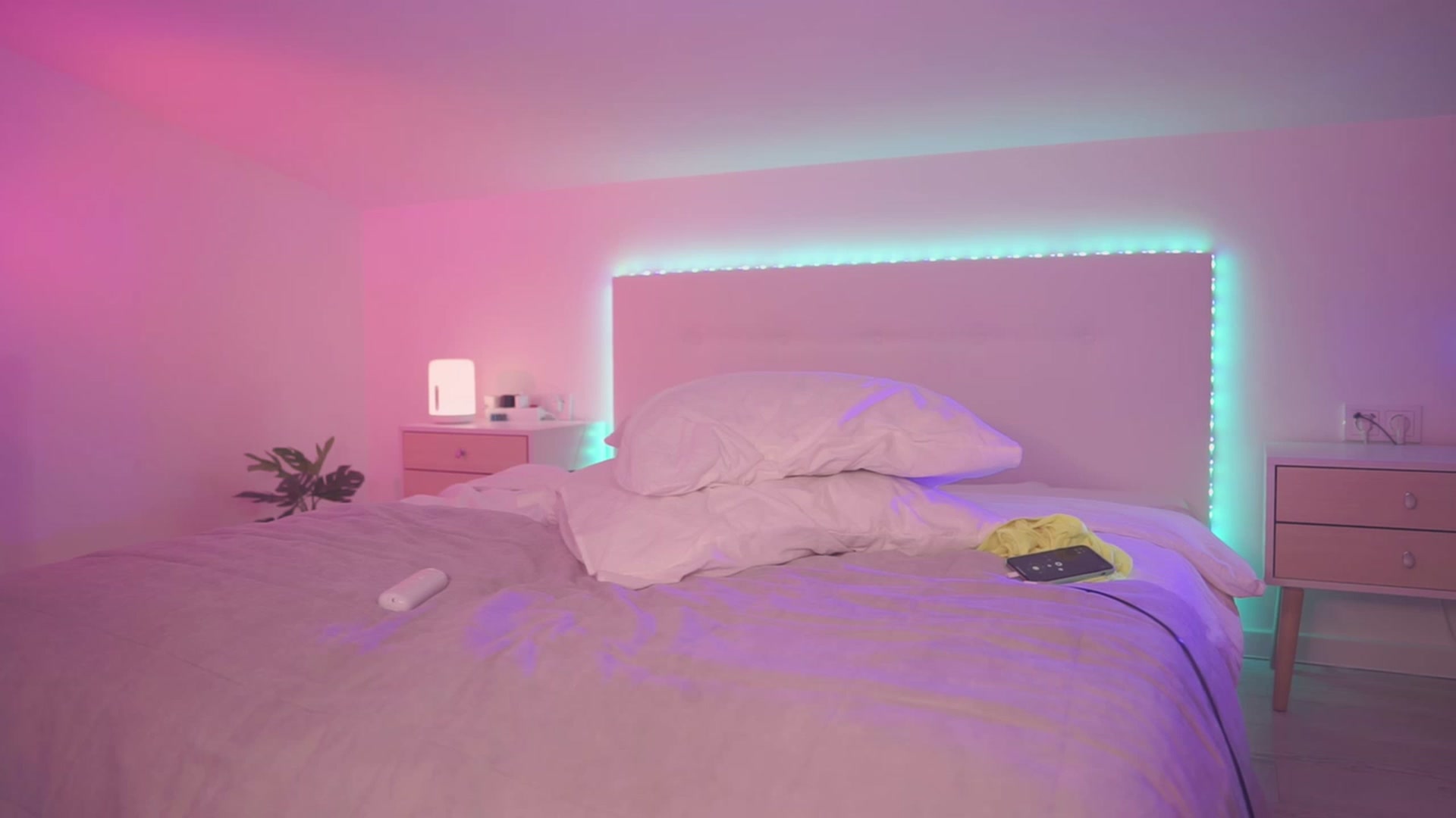 Gallery image thumbnail from Sarah_Pink's myfreecams stream on, 08/30/2023, 19:59 image 16 of 20