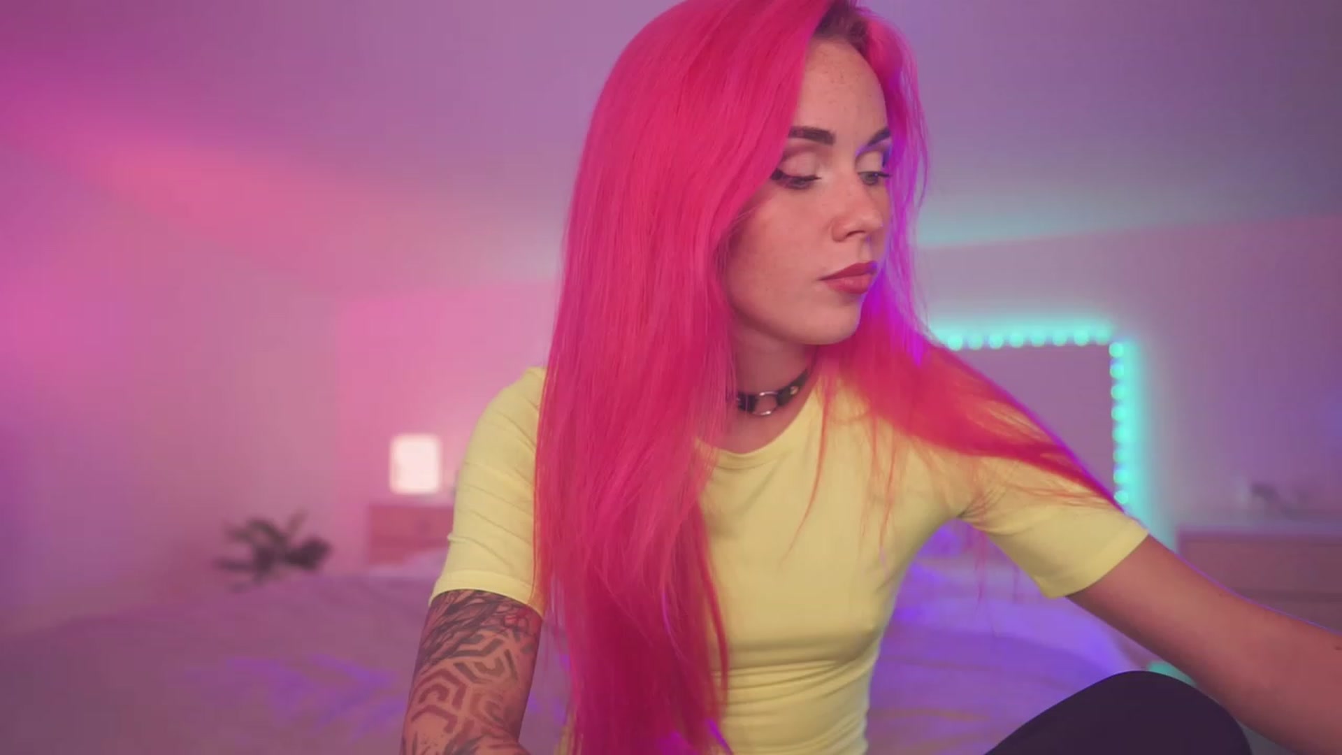 Gallery image thumbnail from Sarah_Pink's myfreecams stream on, 08/30/2023, 19:59 image 7 of 20