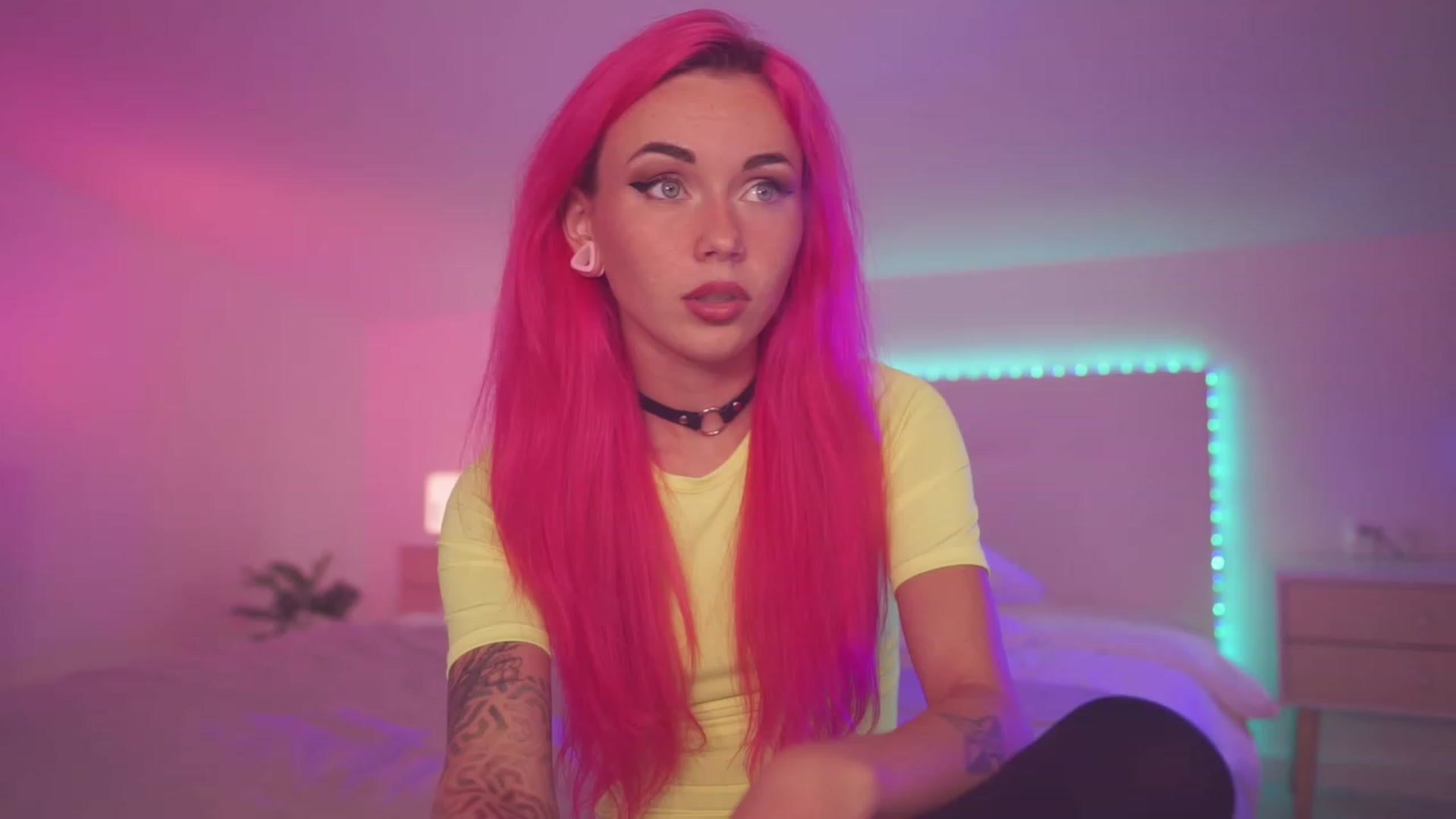 Gallery image thumbnail from Sarah_Pink's myfreecams stream on, 08/30/2023, 19:59 image 8 of 20