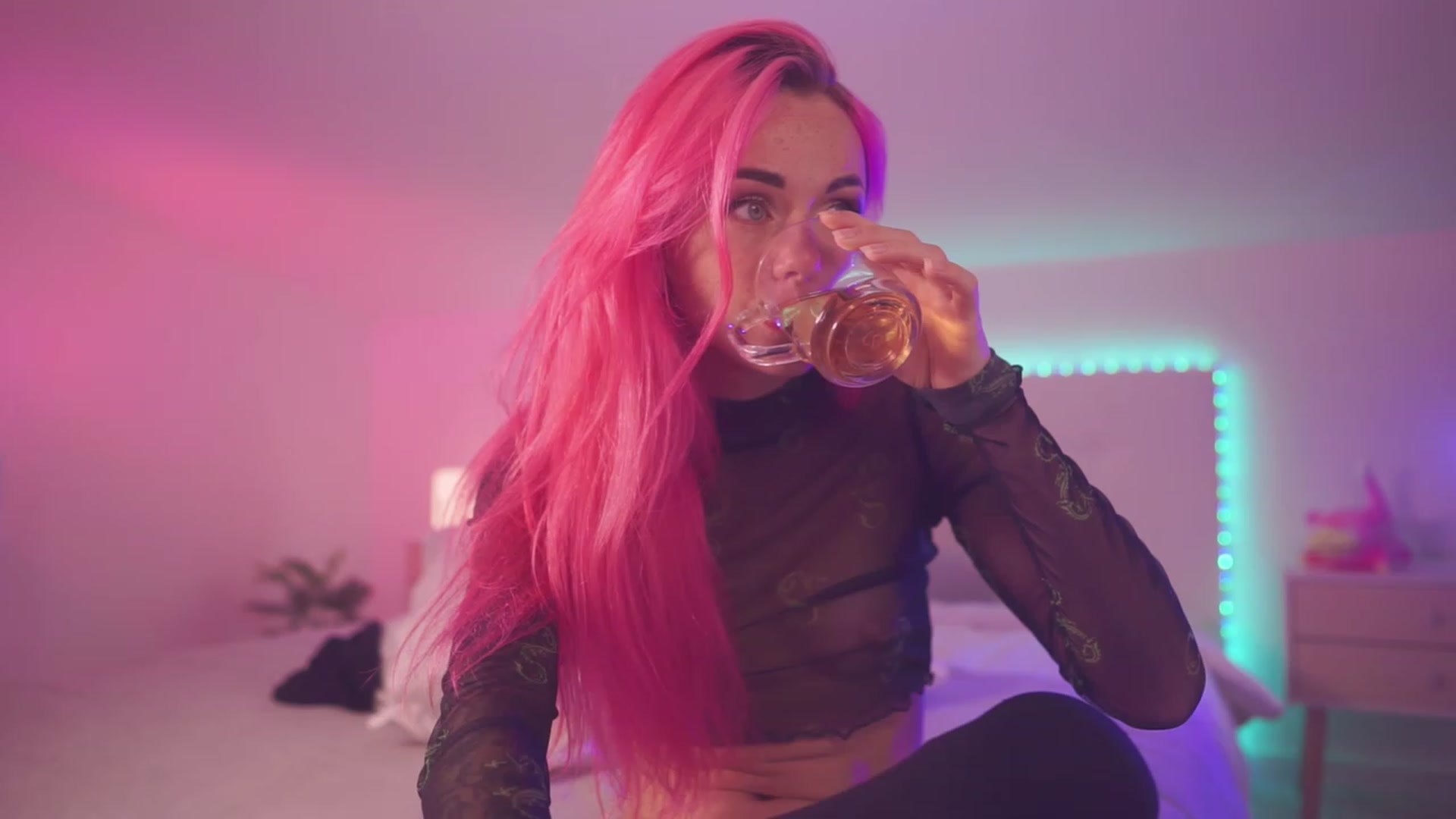 Gallery image thumbnail from Sarah_Pink's myfreecams stream on, 09/08/2023, 20:11 image 1 of 20