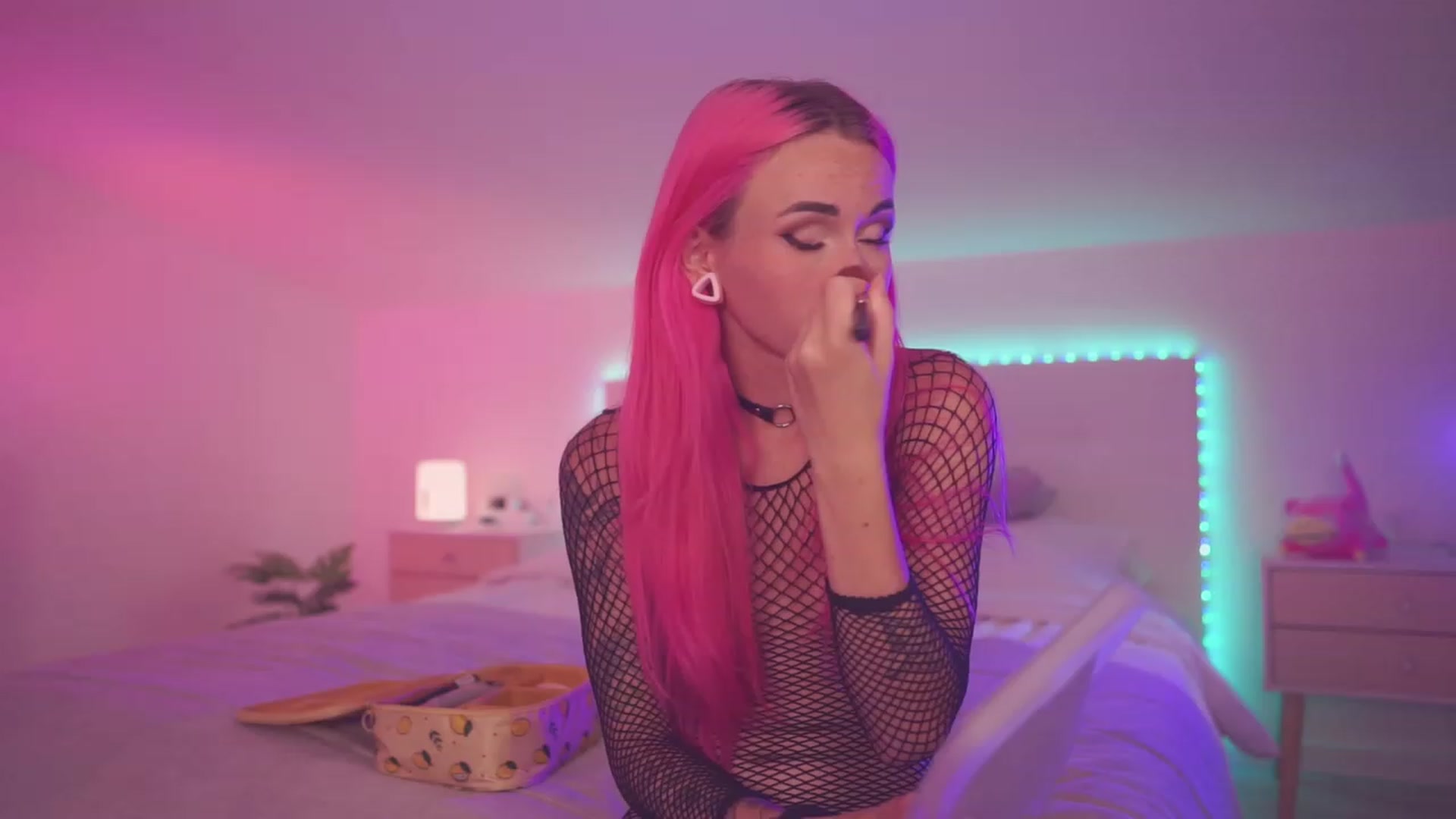 Gallery image thumbnail from Sarah_Pink's myfreecams stream on, 09/09/2023, 20:40 image 1 of 20