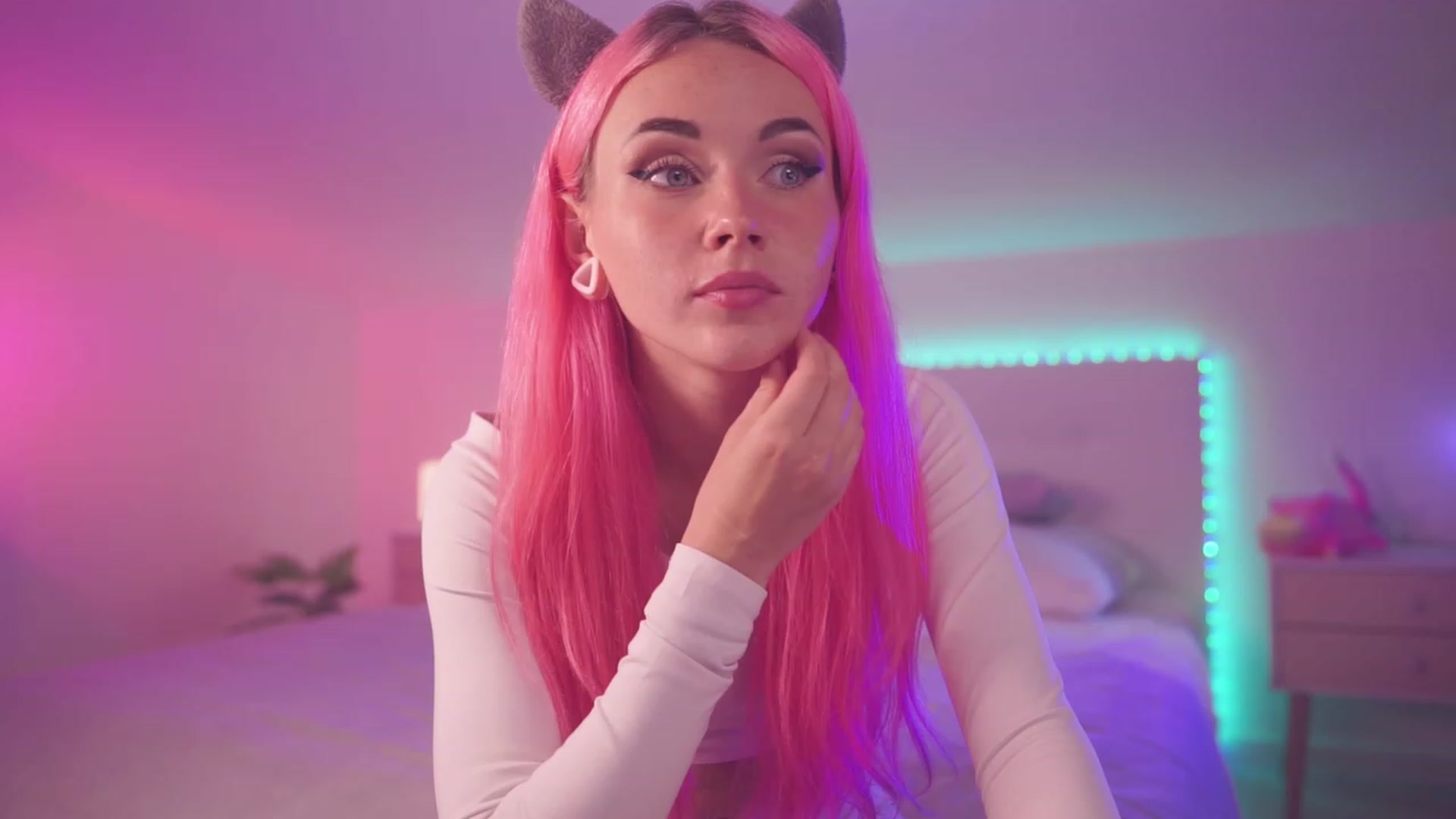 Gallery image thumbnail from Sarah_Pink's myfreecams stream on, 09/15/2023, 19:05 image 3 of 20