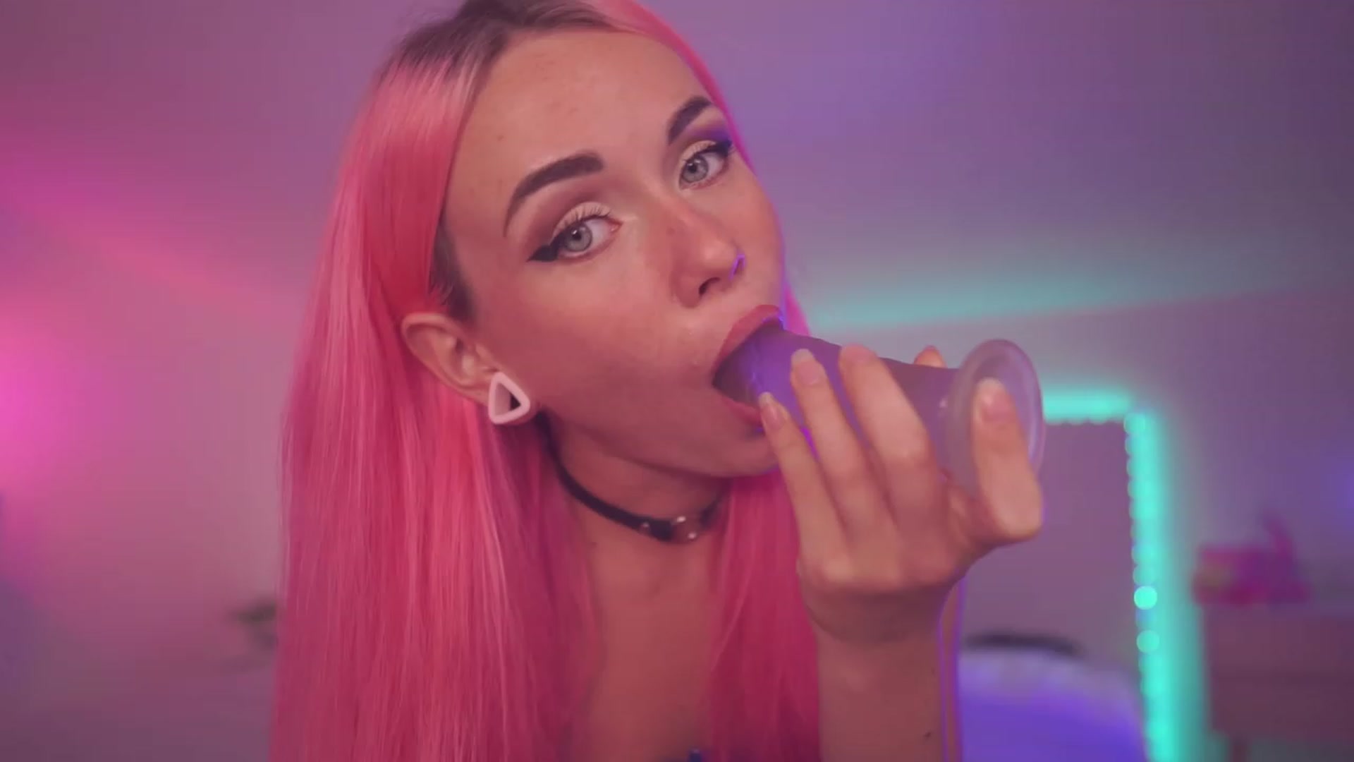 Gallery image thumbnail from Sarah_Pink's myfreecams stream on, 09/17/2023, 19:06 image 20 of 20