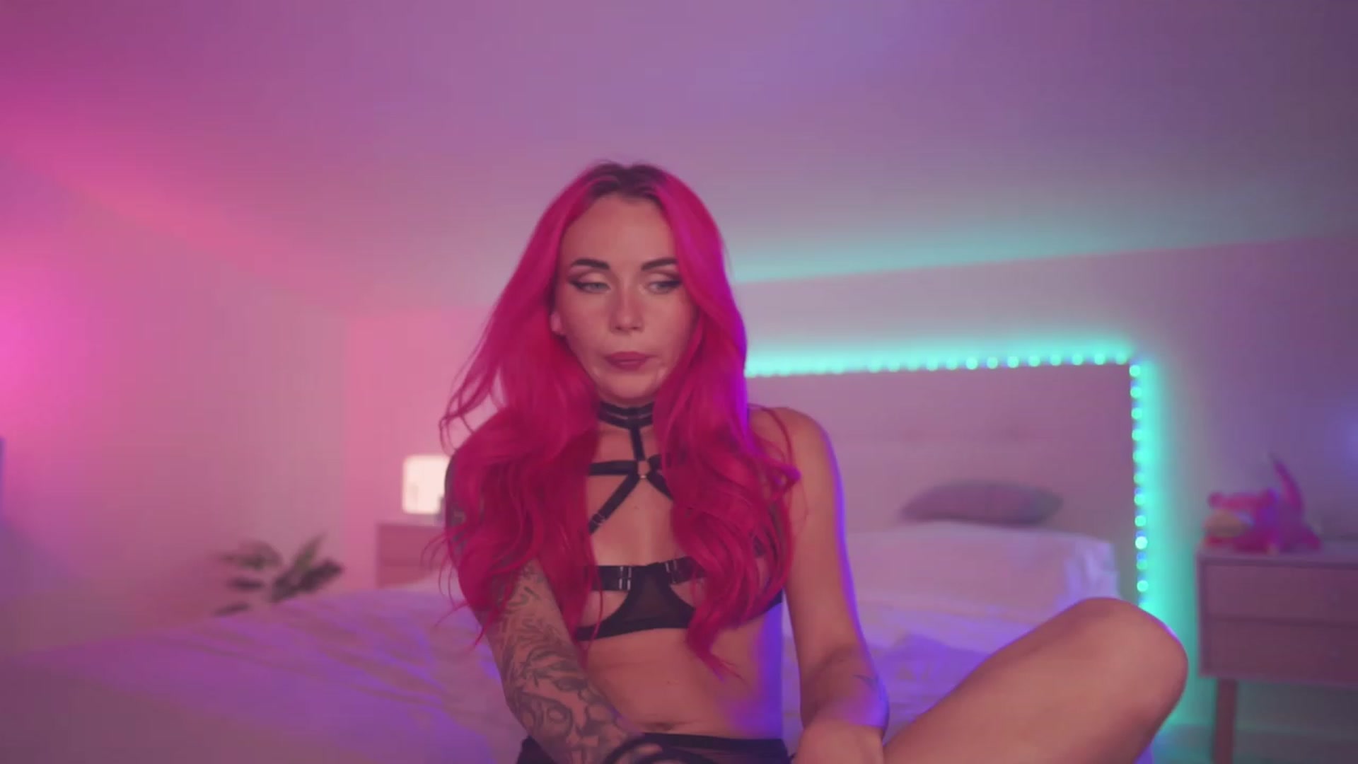 Gallery image thumbnail from Sarah_Pink's myfreecams stream on, 09/25/2023, 19:05 image 4 of 20