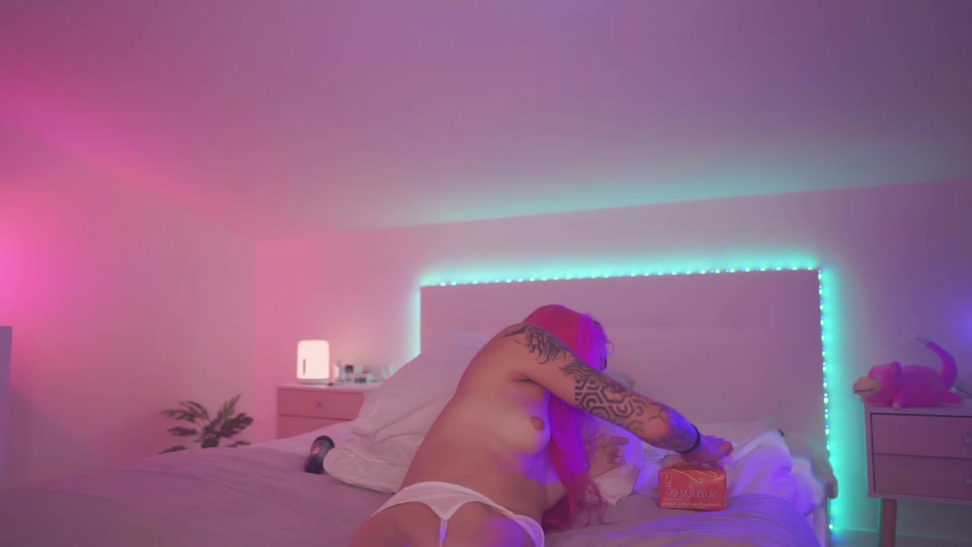 Gallery image thumbnail from Sarah_Pink's myfreecams stream on, 10/09/2023, 19:38 image 19 of 20