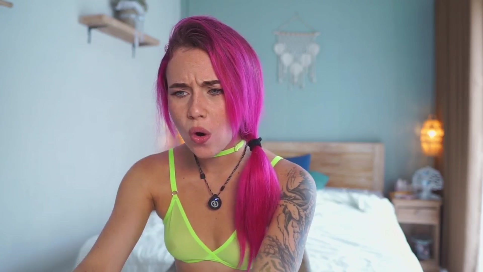 Gallery image thumbnail from Sarah_Pink's myfreecams stream on, 11/27/2025, 02:02 image 3 of 20