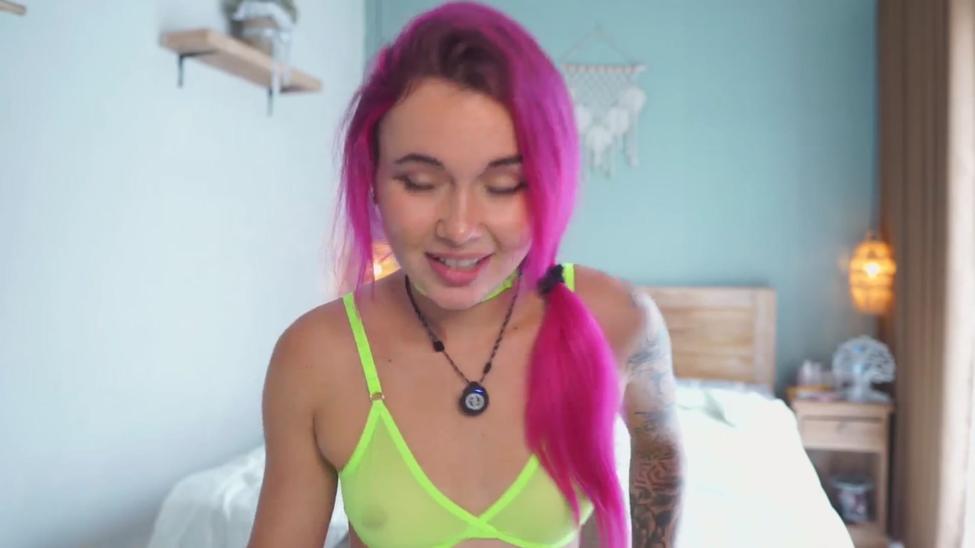Gallery image thumbnail from Sarah_Pink's myfreecams stream on, 11/27/2025, 02:02 image 19 of 20