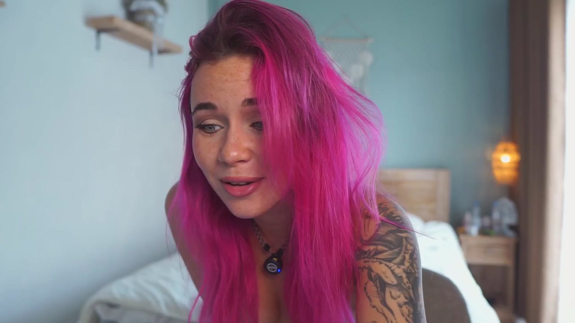 Gallery image thumbnail from Sarah_Pink's myfreecams stream on, 11/28/2025, 02:08 image 1 of 20