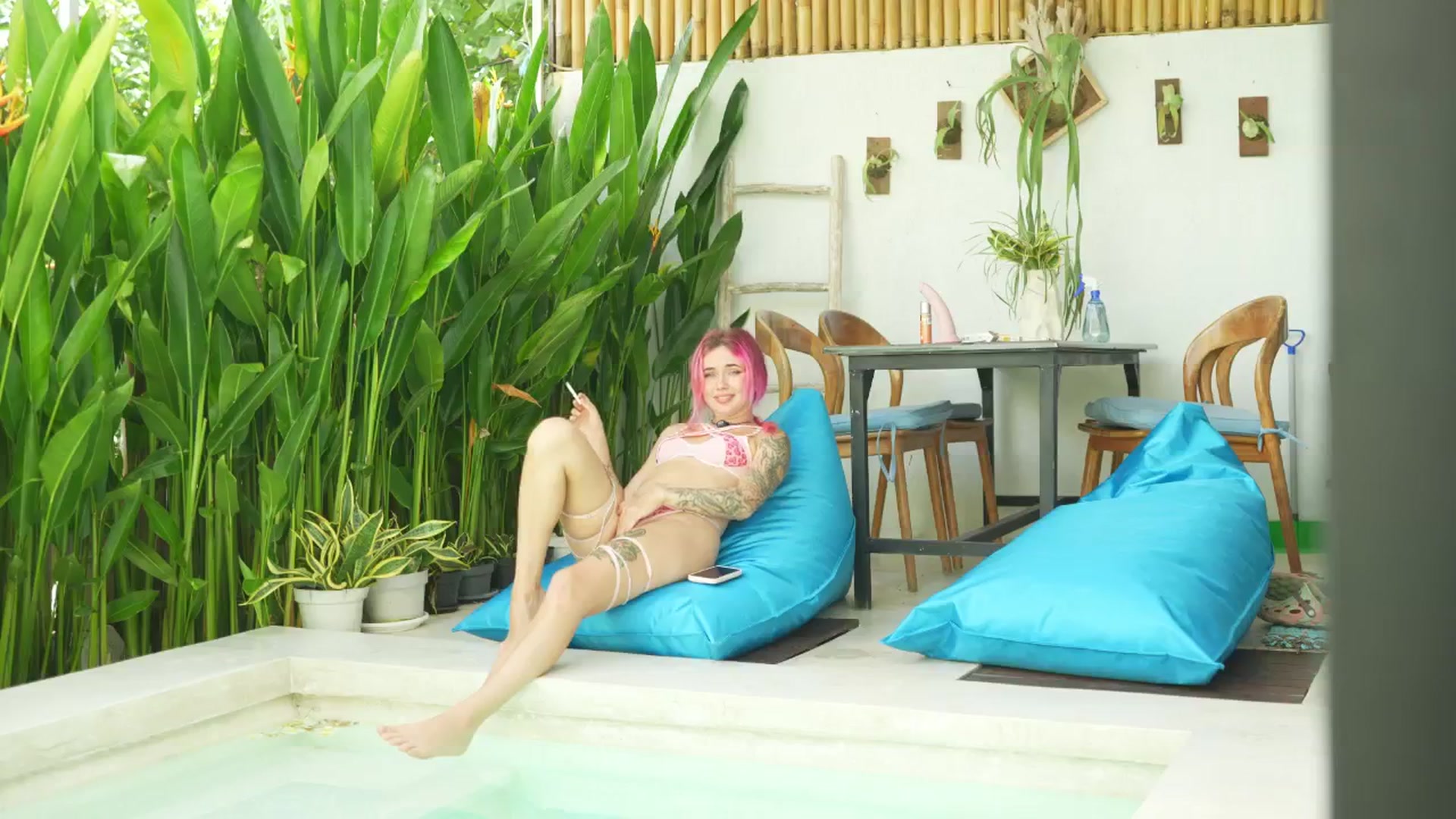 Gallery image thumbnail from Sarah_Pink's myfreecams stream on, 12/10/2025, 03:24 image 13 of 20