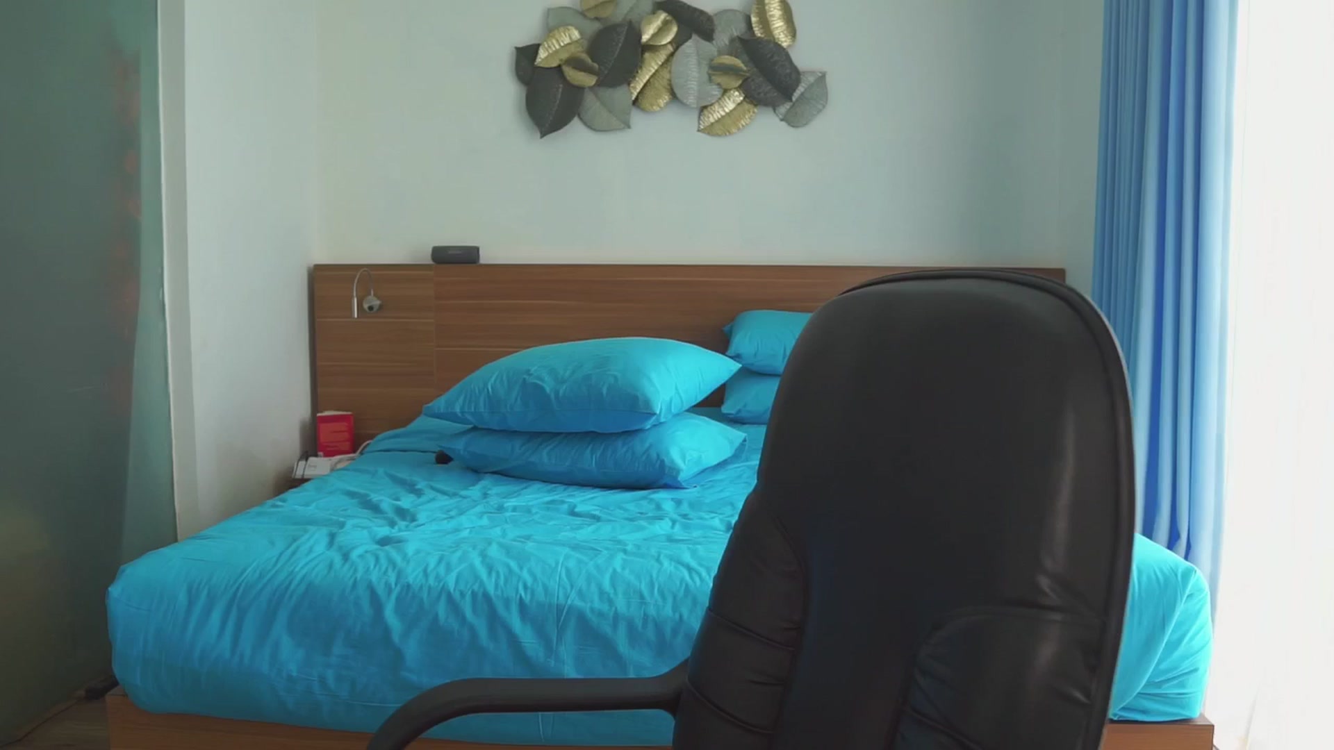 Gallery image thumbnail from Sarah_Pink's myfreecams stream on, 12/20/2025, 04:28 image 18 of 20
