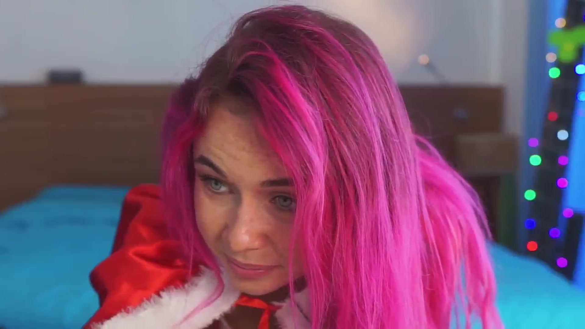 Gallery image thumbnail from Sarah_Pink's myfreecams stream on, 12/25/2025, 04:27 image 13 of 20