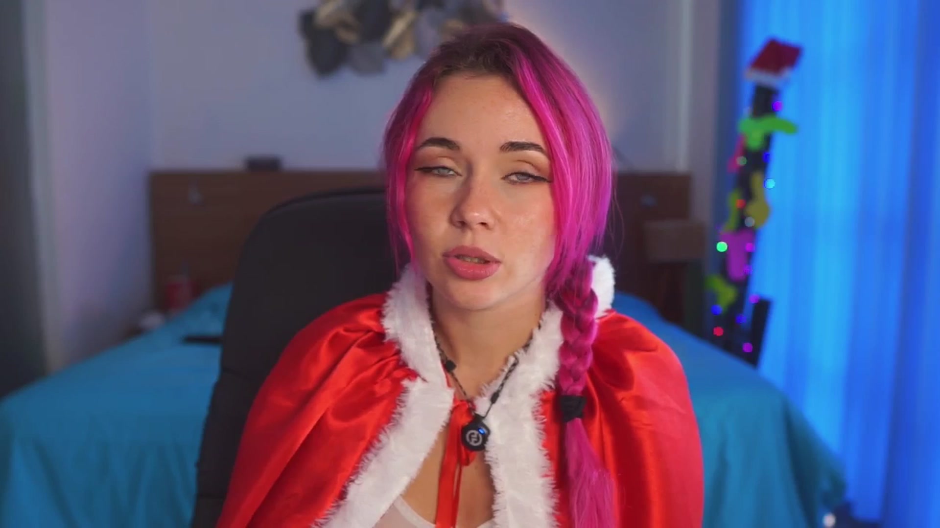 Gallery image thumbnail from Sarah_Pink's myfreecams stream on, 12/26/2025, 05:07 image 7 of 20