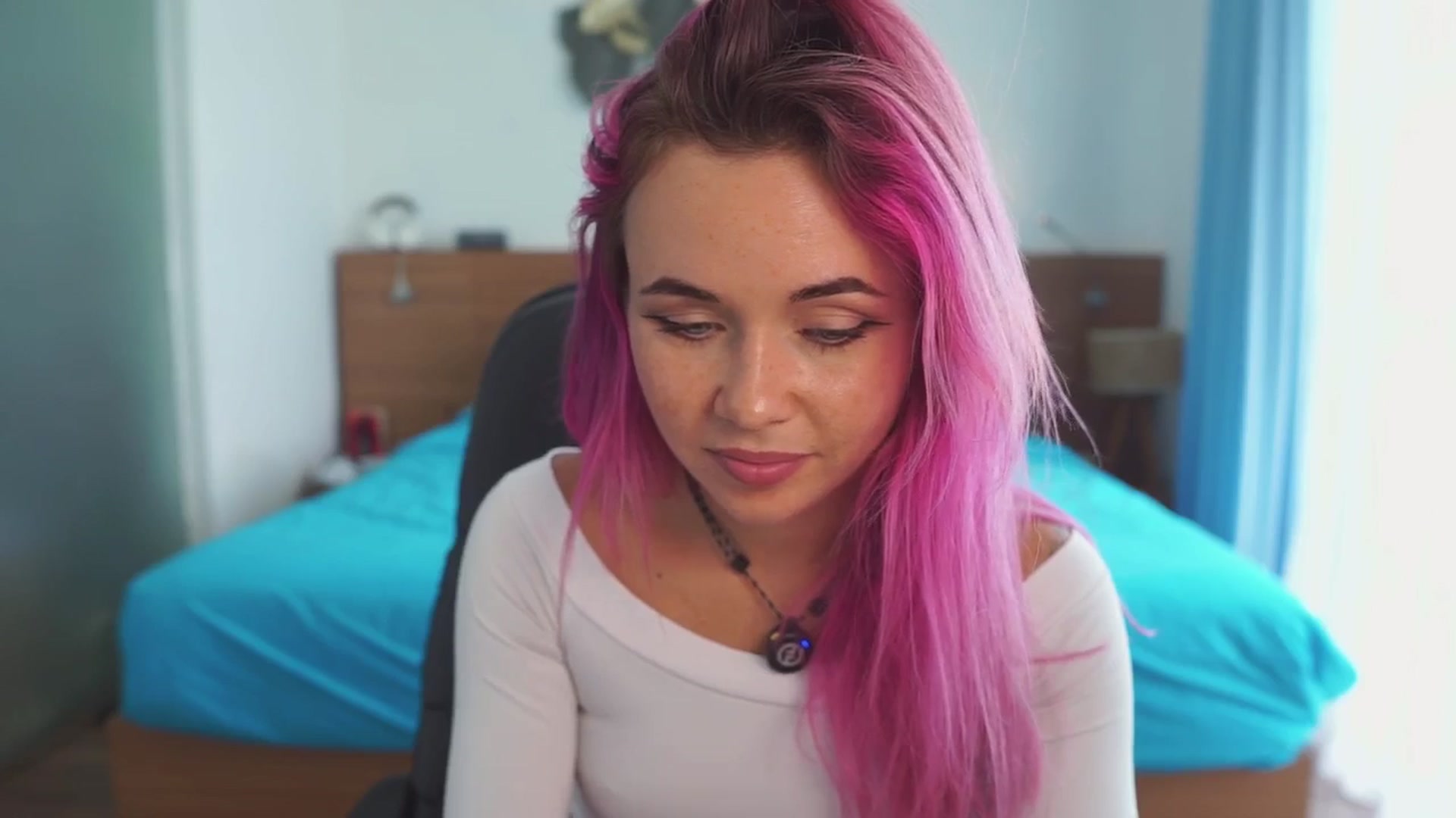 Gallery image thumbnail from Sarah_Pink's myfreecams stream on, 01/03/2026, 03:06 image 7 of 20