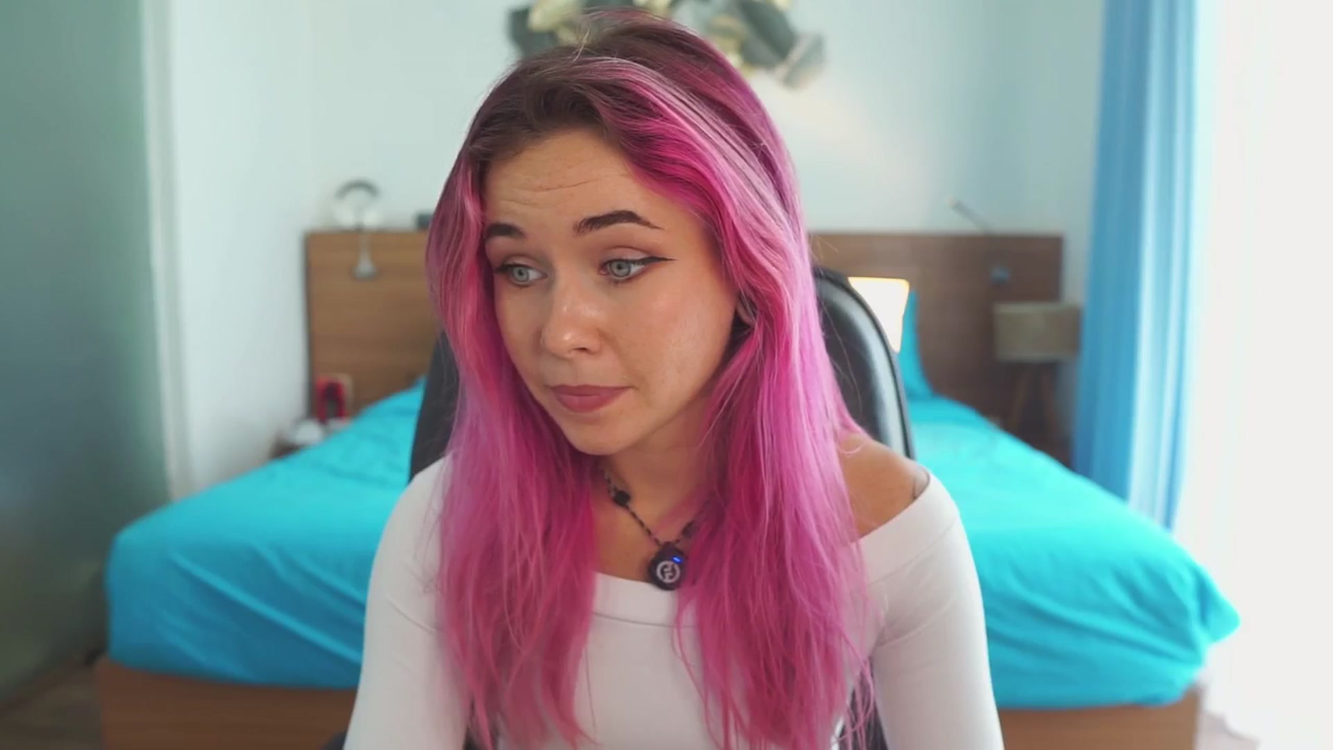 Gallery image thumbnail from Sarah_Pink's myfreecams stream on, 01/03/2026, 03:06 image 8 of 20