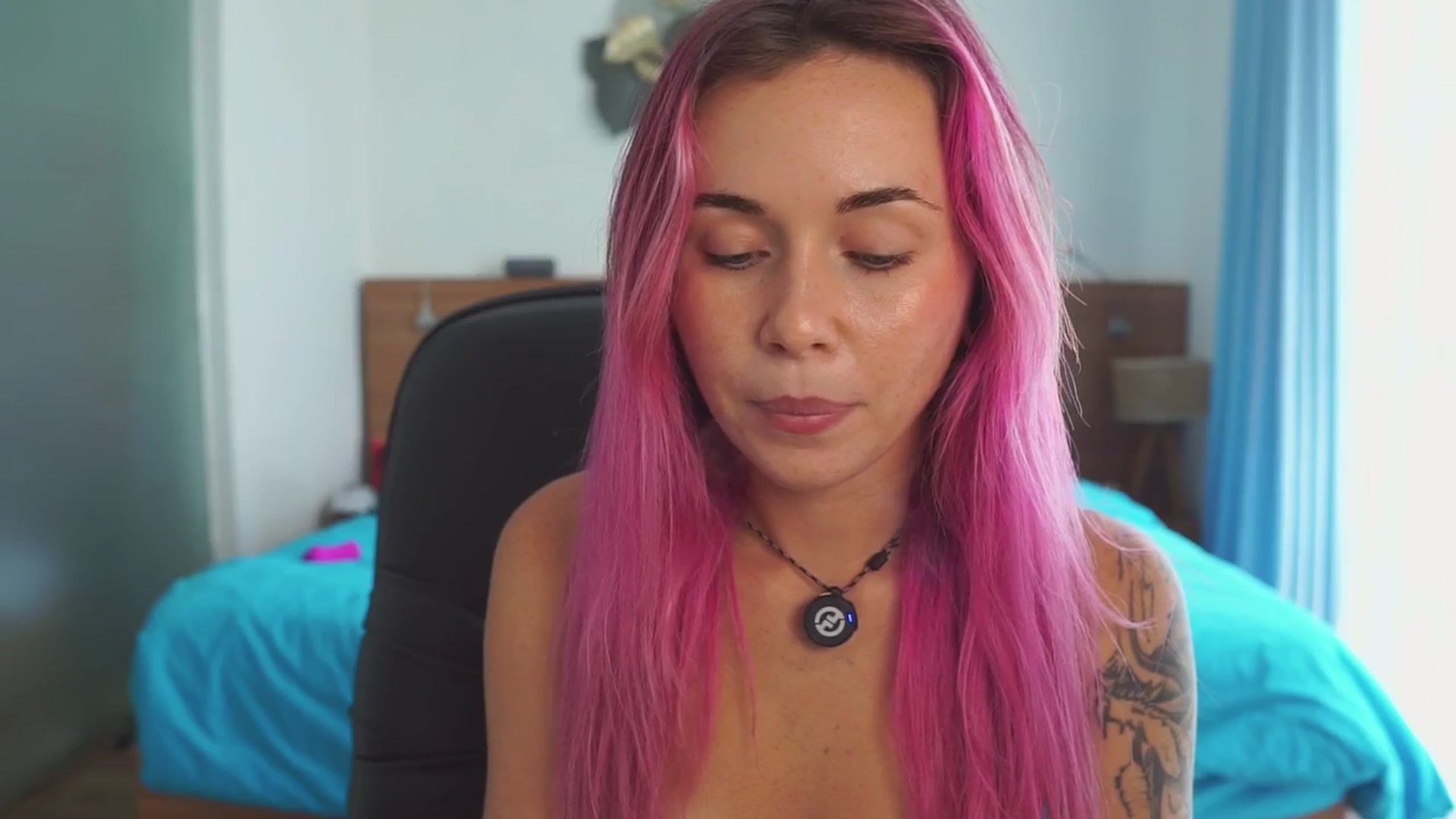 Gallery image thumbnail from Sarah_Pink's myfreecams stream on, 01/04/2026, 05:33 image 10 of 20