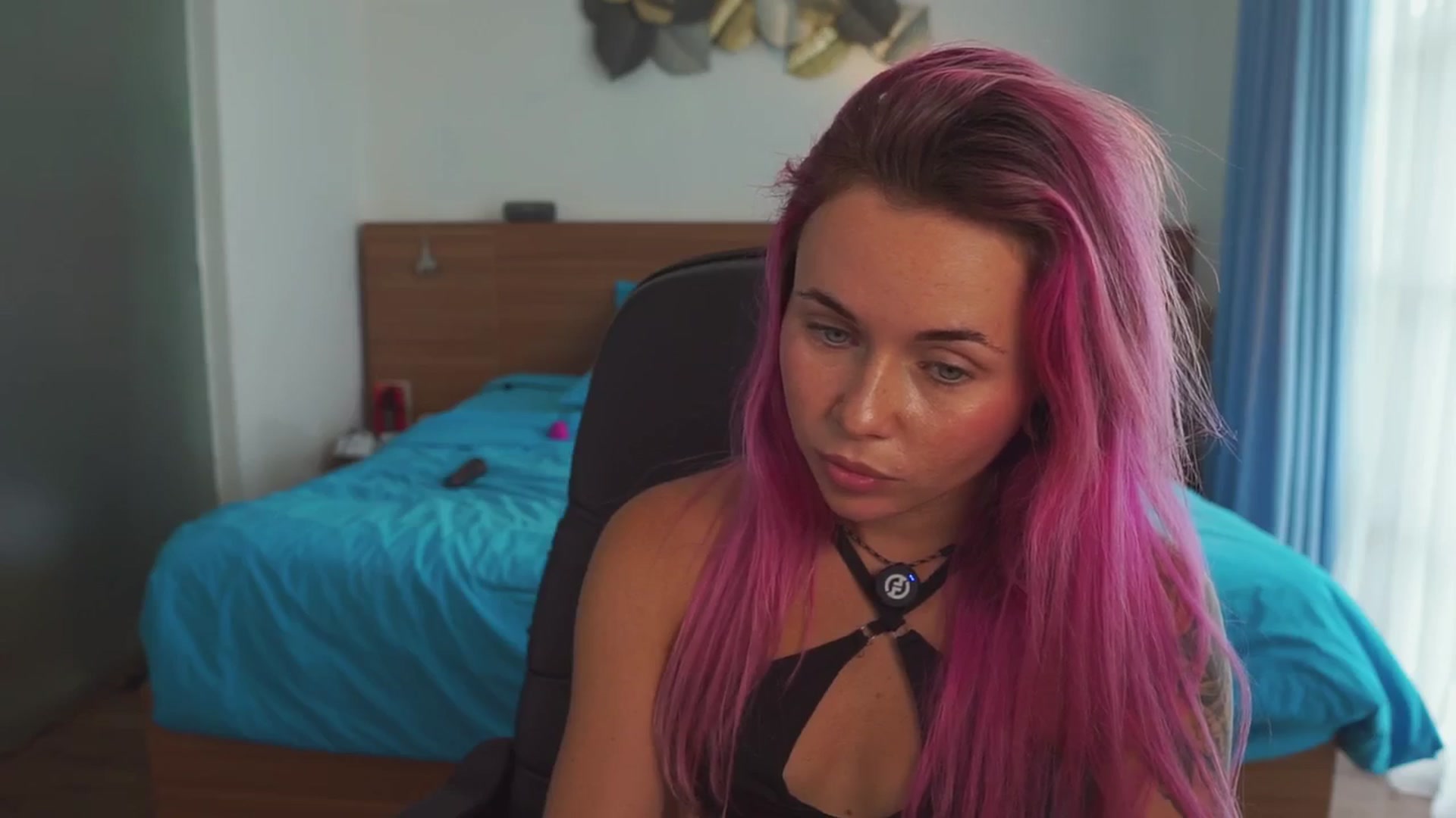 Gallery image thumbnail from Sarah_Pink's myfreecams stream on, 01/04/2026, 05:33 image 20 of 20