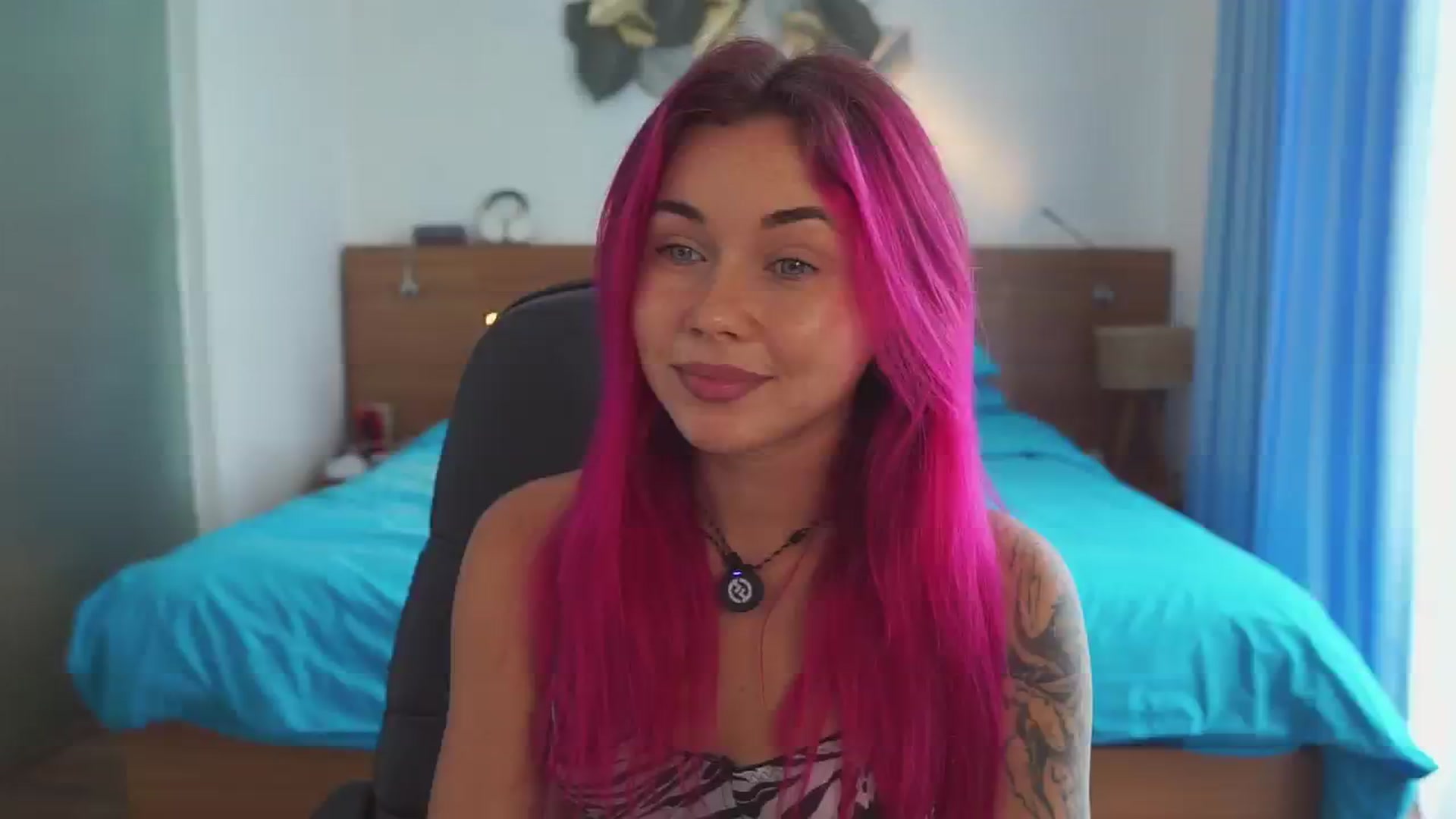 Gallery image thumbnail from Sarah_Pink's myfreecams stream on, 01/09/2026, 01:39 image 7 of 20
