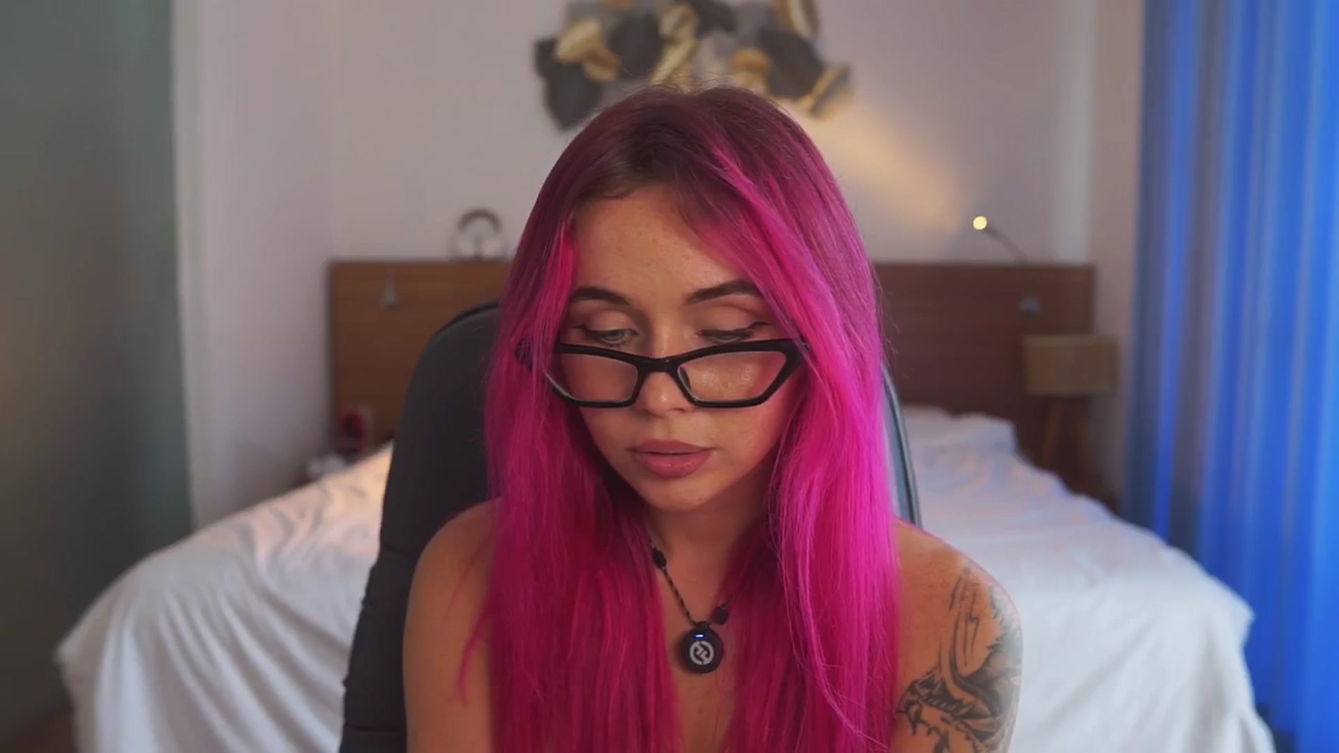Gallery image thumbnail from Sarah_Pink's myfreecams stream on, 01/10/2026, 05:59 image 17 of 20