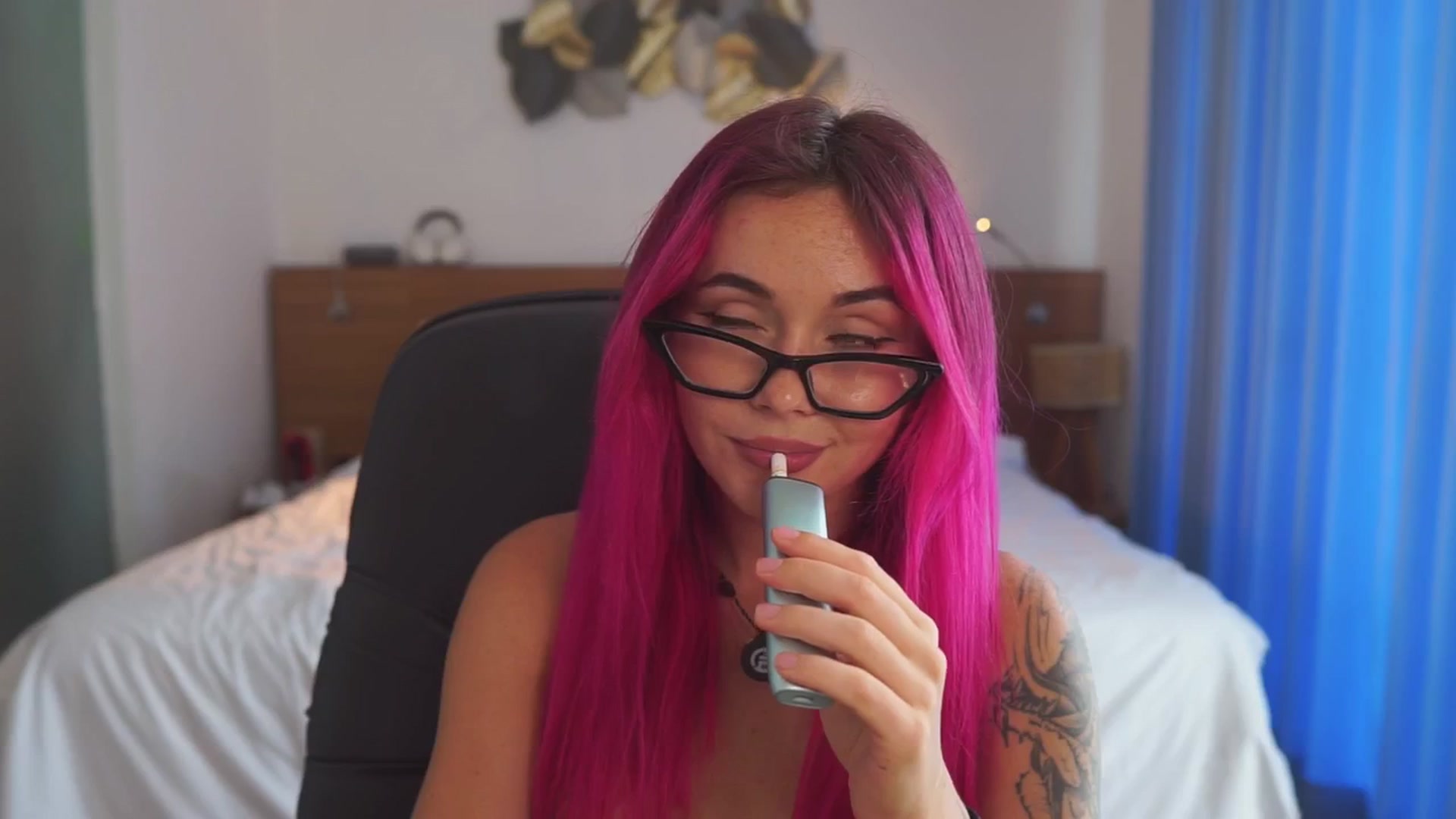 Gallery image thumbnail from Sarah_Pink's myfreecams stream on, 01/10/2026, 05:59 image 7 of 20
