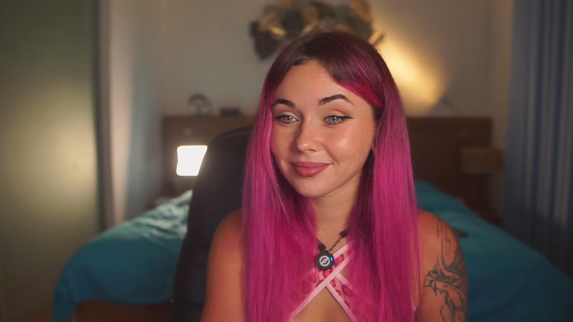 Gallery image thumbnail from Sarah_Pink's myfreecams stream on, 01/18/2026, 11:02 image 4 of 20