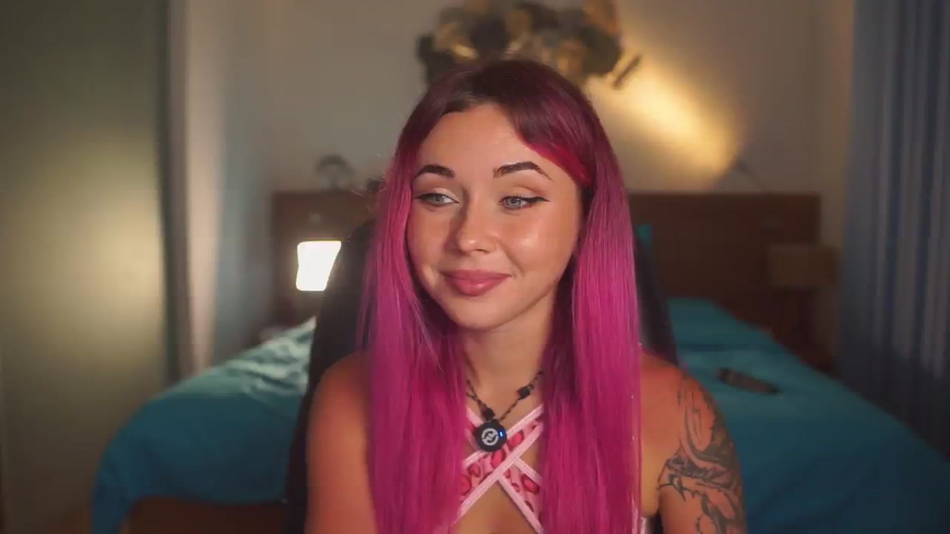 Gallery image thumbnail from Sarah_Pink's myfreecams stream on, 01/18/2026, 11:02 image 12 of 20