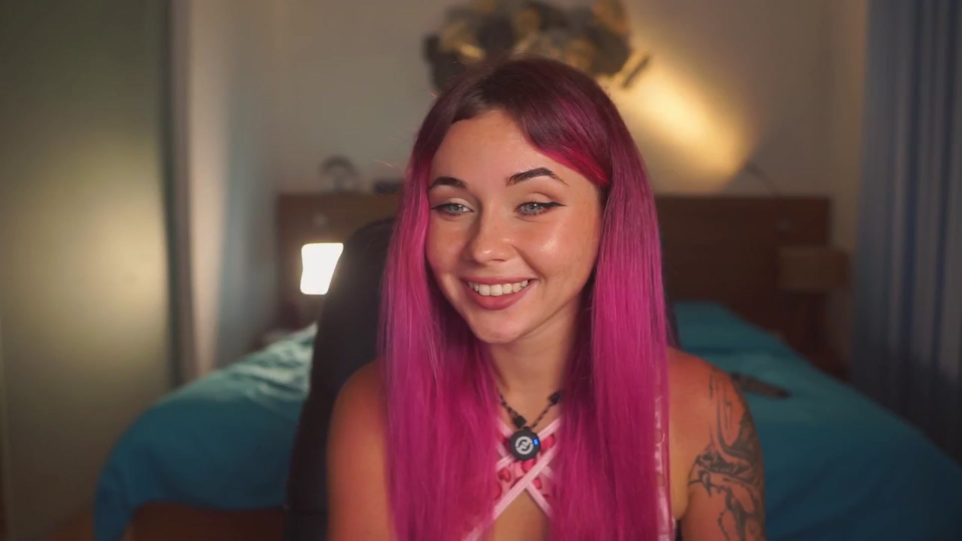 Gallery image thumbnail from Sarah_Pink's myfreecams stream on, 01/18/2026, 11:02 image 15 of 20