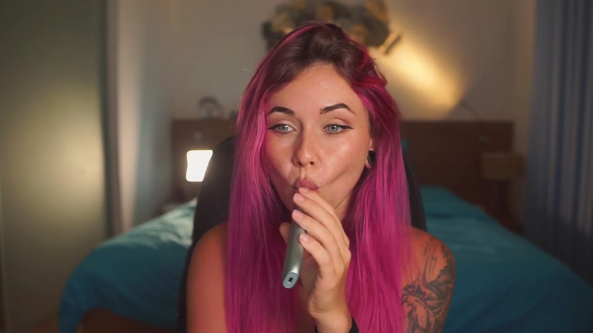 Gallery image thumbnail from Sarah_Pink's myfreecams stream on, 01/18/2026, 14:25 image 4 of 20
