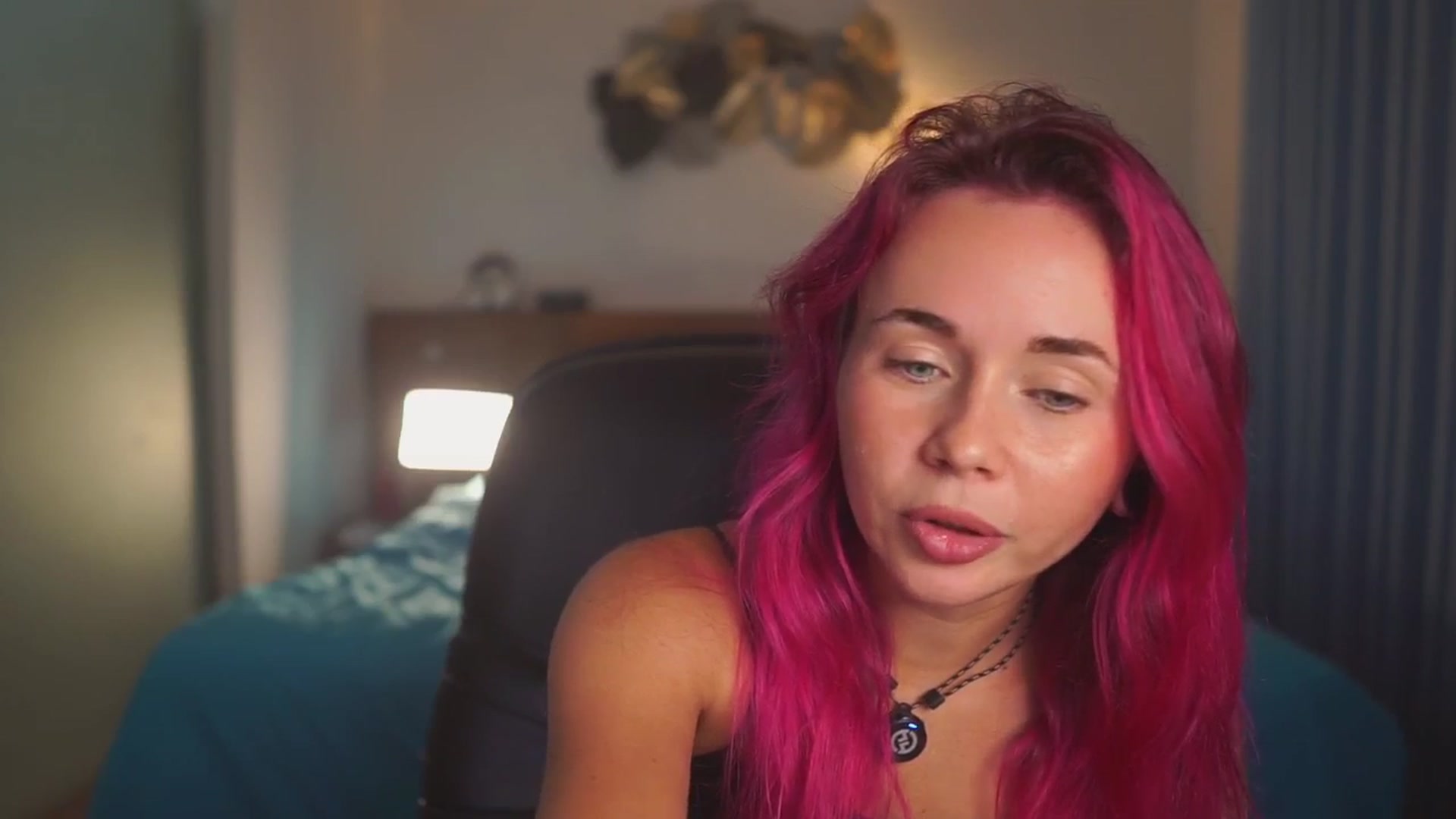 Gallery image thumbnail from Sarah_Pink's myfreecams stream on, 01/22/2026, 15:06 image 4 of 20
