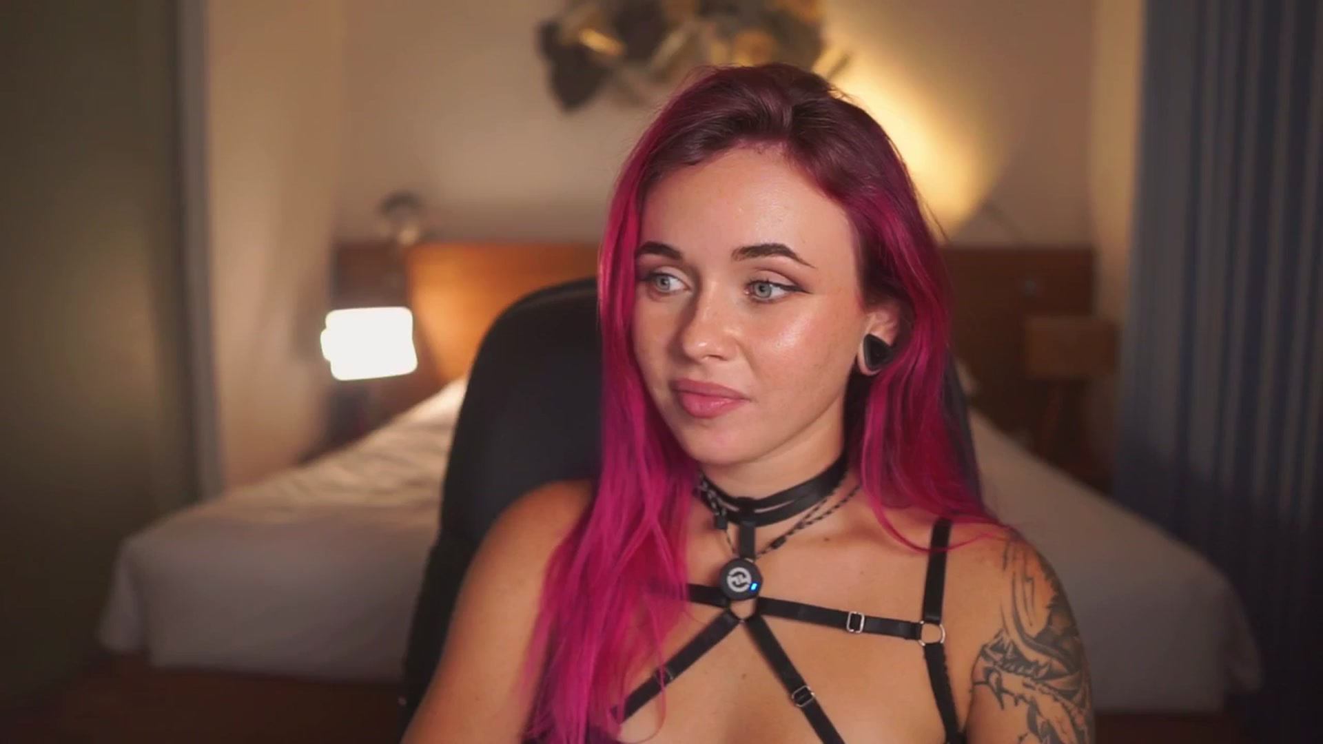 Gallery image thumbnail from Sarah_Pink's myfreecams stream on, 01/23/2026, 14:13 image 3 of 20