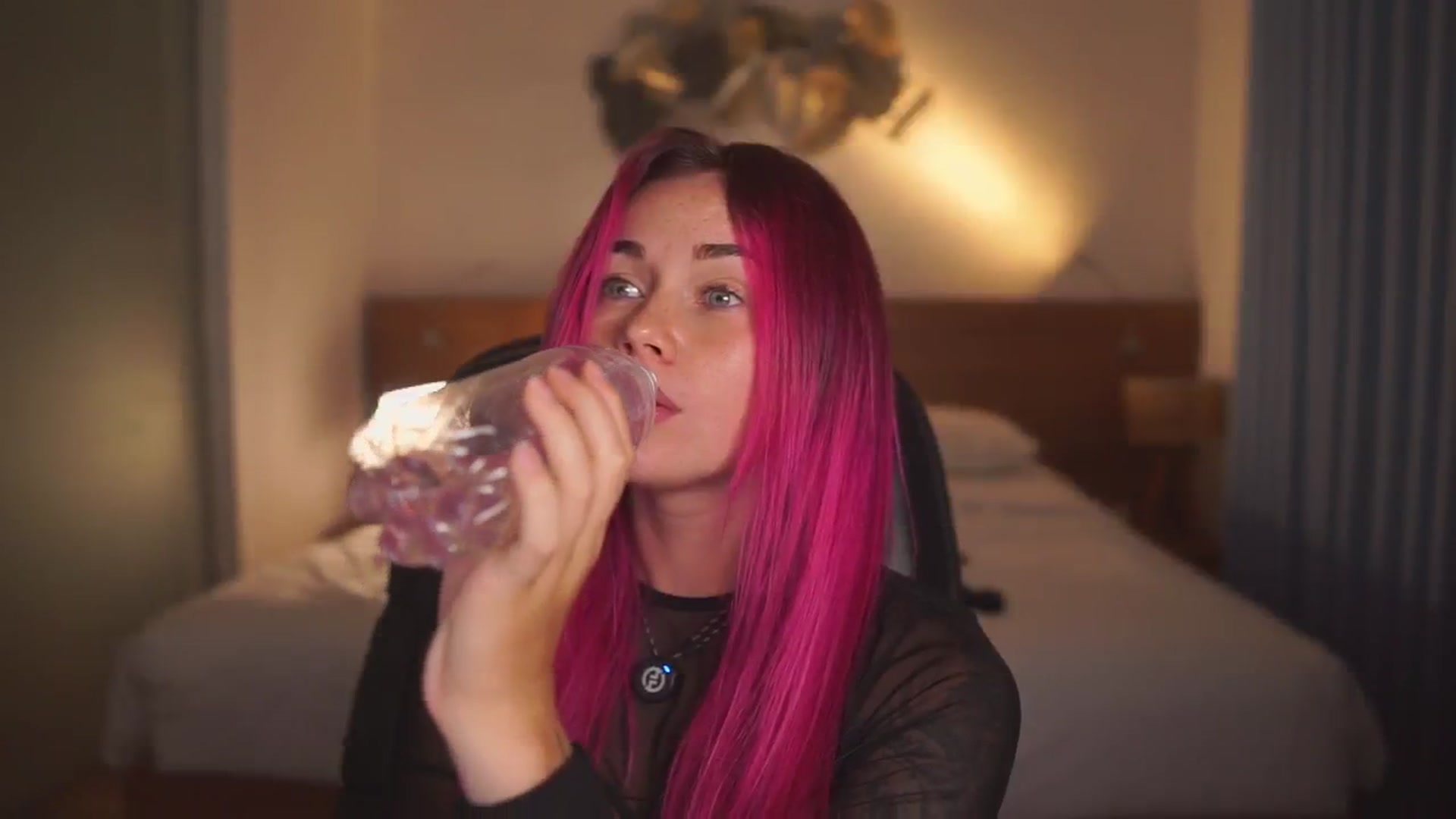 Gallery image thumbnail from Sarah_Pink's myfreecams stream on, 01/25/2026, 15:59 image 12 of 20