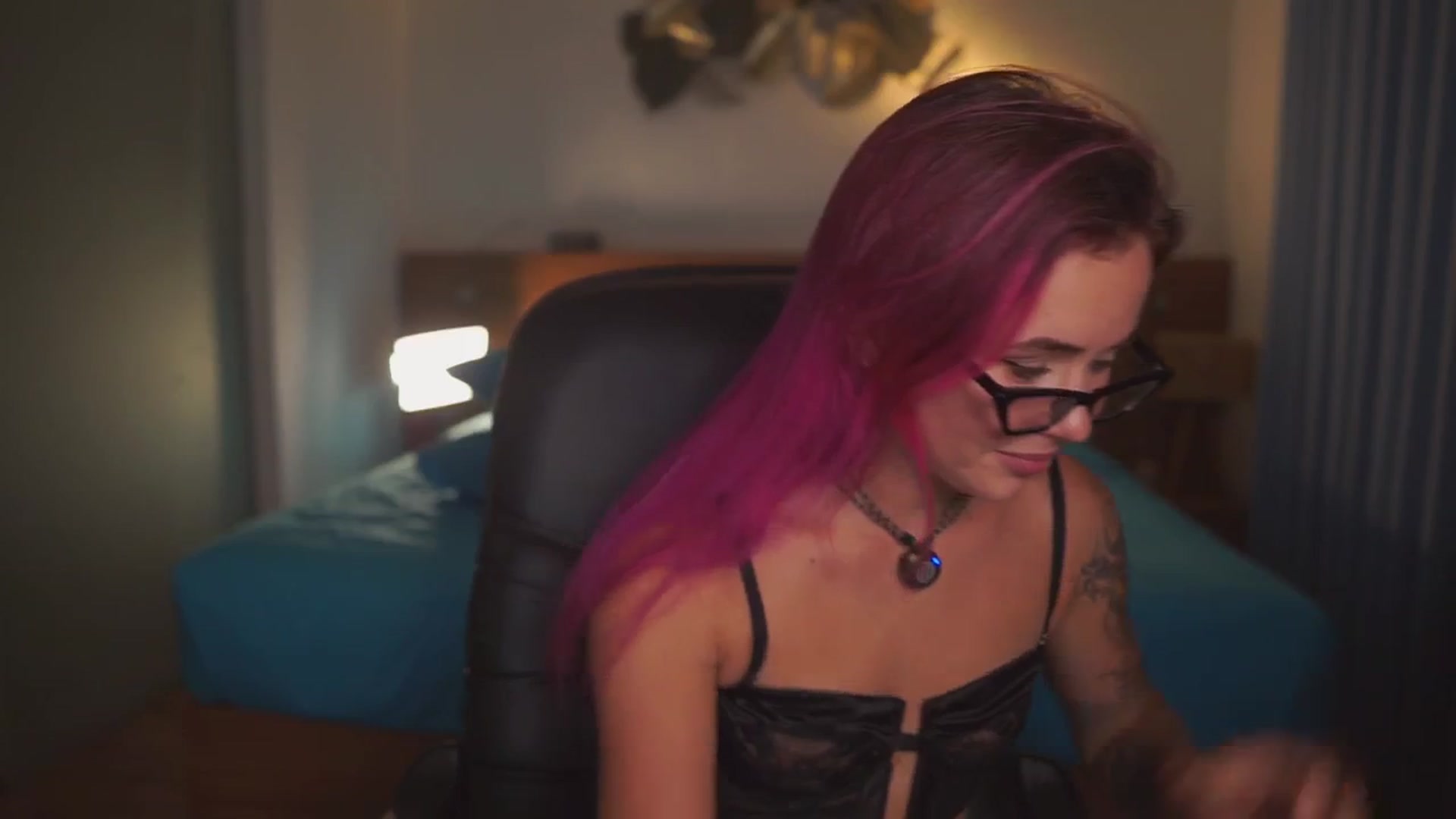Gallery image thumbnail from Sarah_Pink's myfreecams stream on, 01/30/2026, 15:56 image 17 of 20