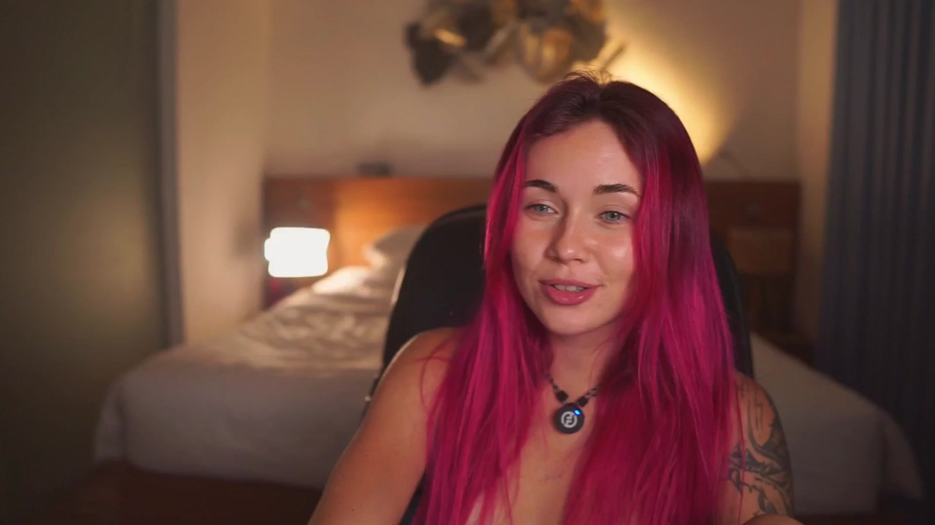 Gallery image thumbnail from Sarah_Pink's myfreecams stream on, 02/06/2026, 16:20 image 18 of 20