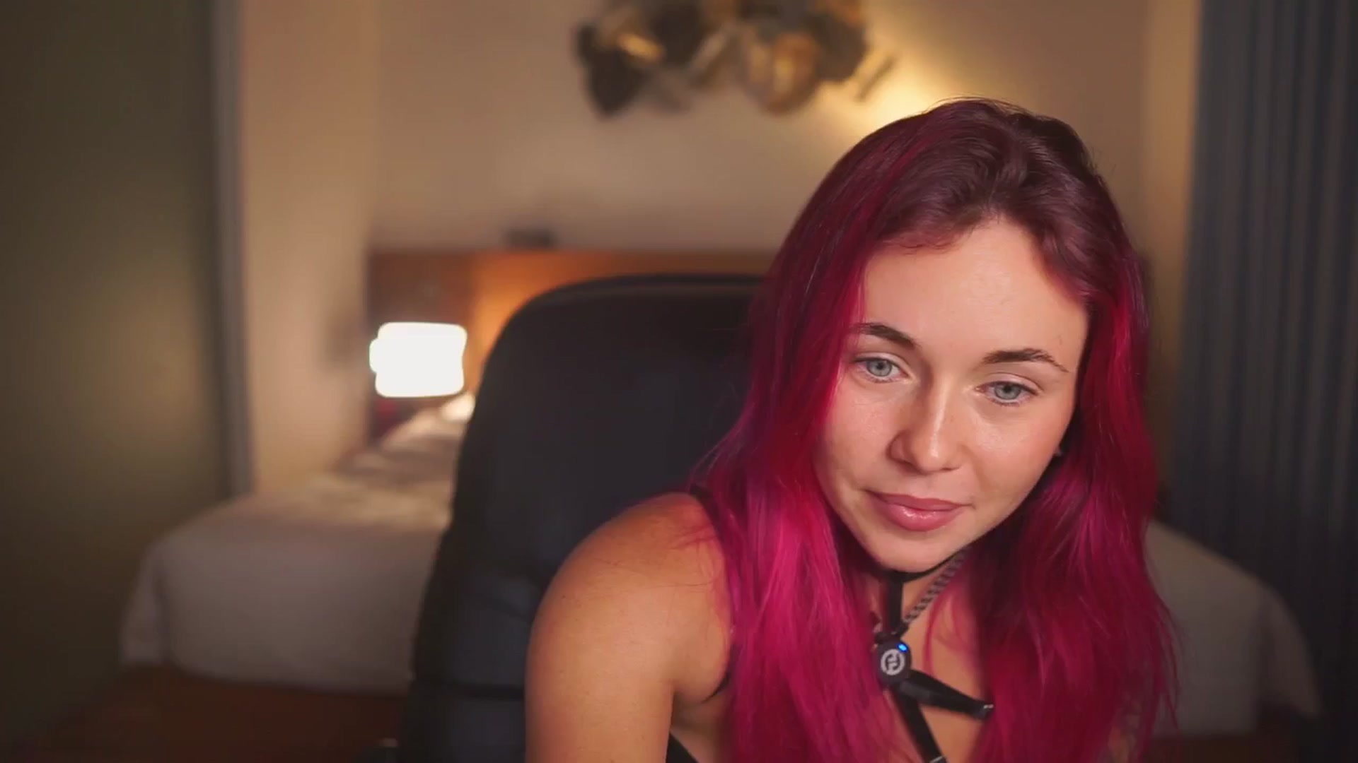 Gallery image thumbnail from Sarah_Pink's myfreecams stream on, 02/06/2026, 16:20 image 6 of 20