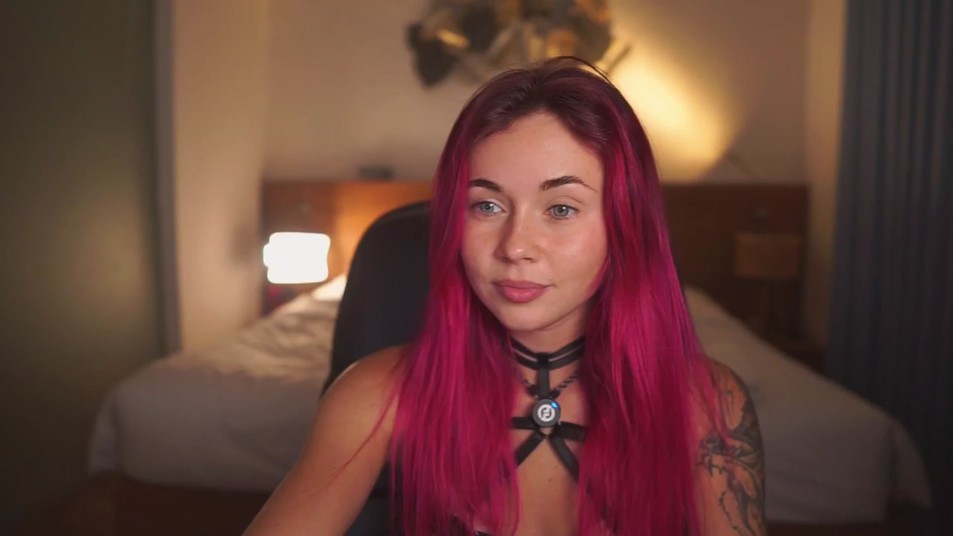 Gallery image thumbnail from Sarah_Pink's myfreecams stream on, 02/06/2026, 16:20 image 11 of 20