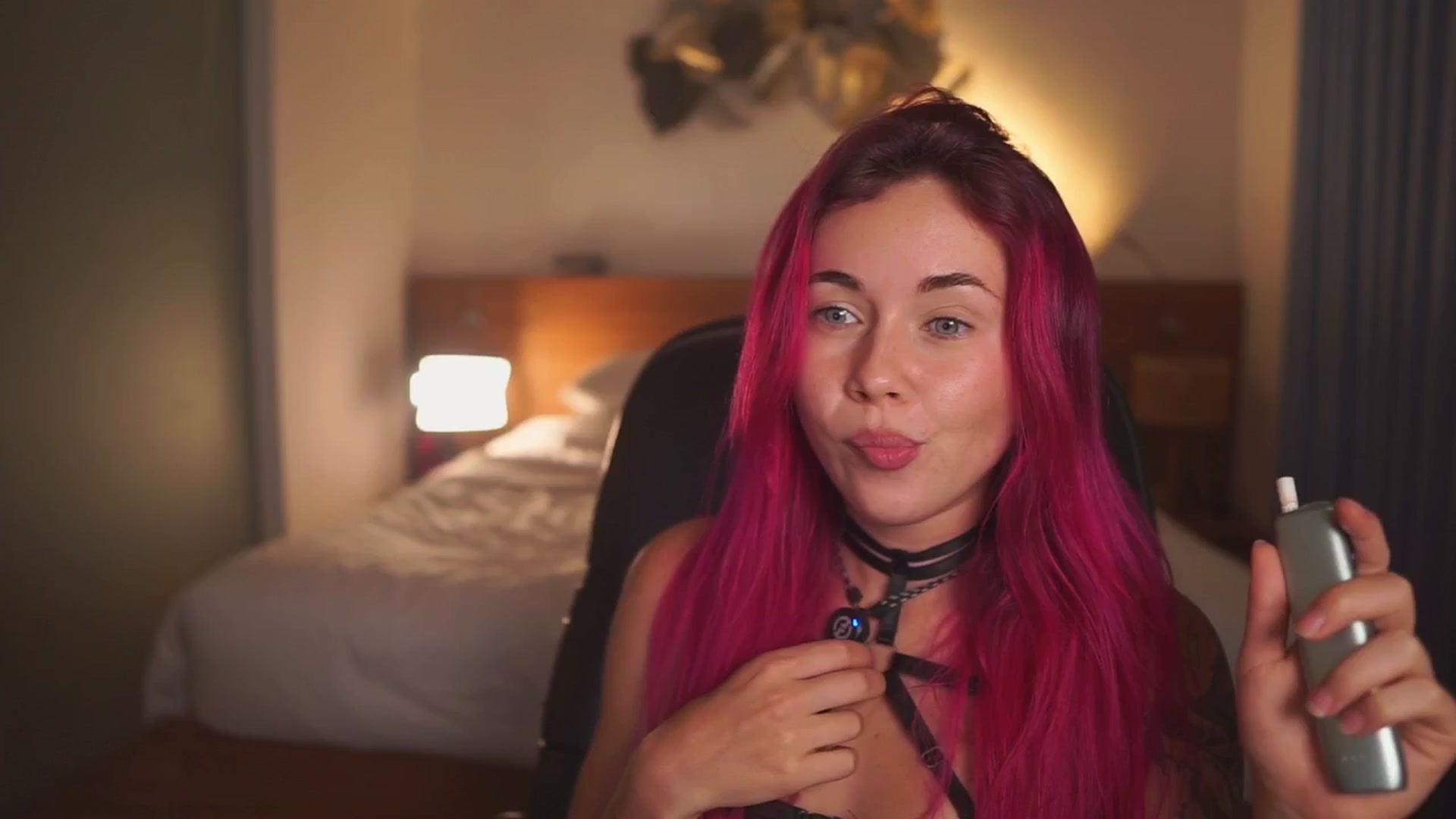 Gallery image thumbnail from Sarah_Pink's myfreecams stream on, 02/06/2026, 16:20 image 13 of 20