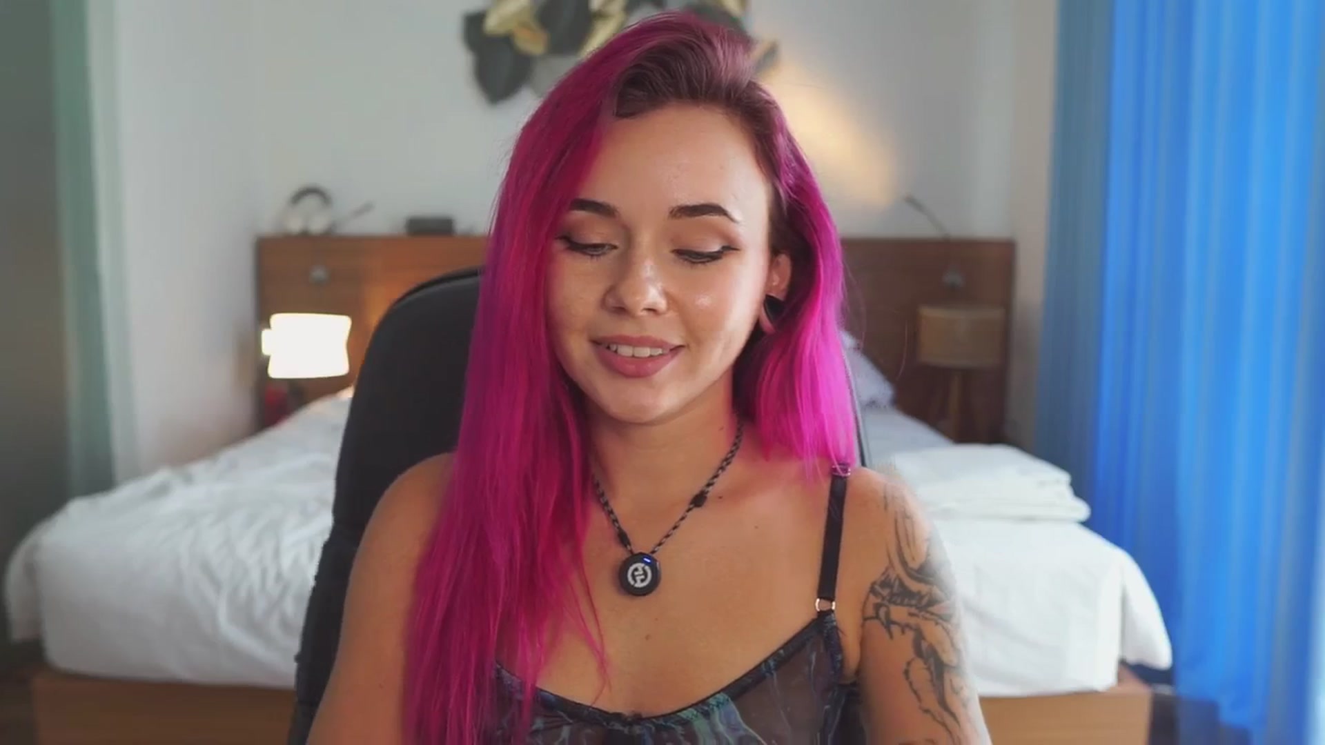 Gallery image thumbnail from Sarah_Pink's myfreecams stream on, 02/08/2026, 08:17 image 11 of 20