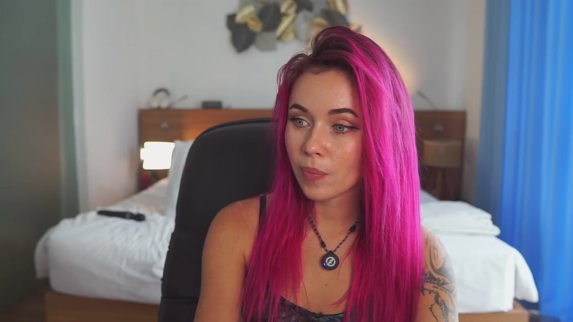 Gallery image thumbnail from Sarah_Pink's myfreecams stream on, 02/08/2026, 08:50 image 16 of 20