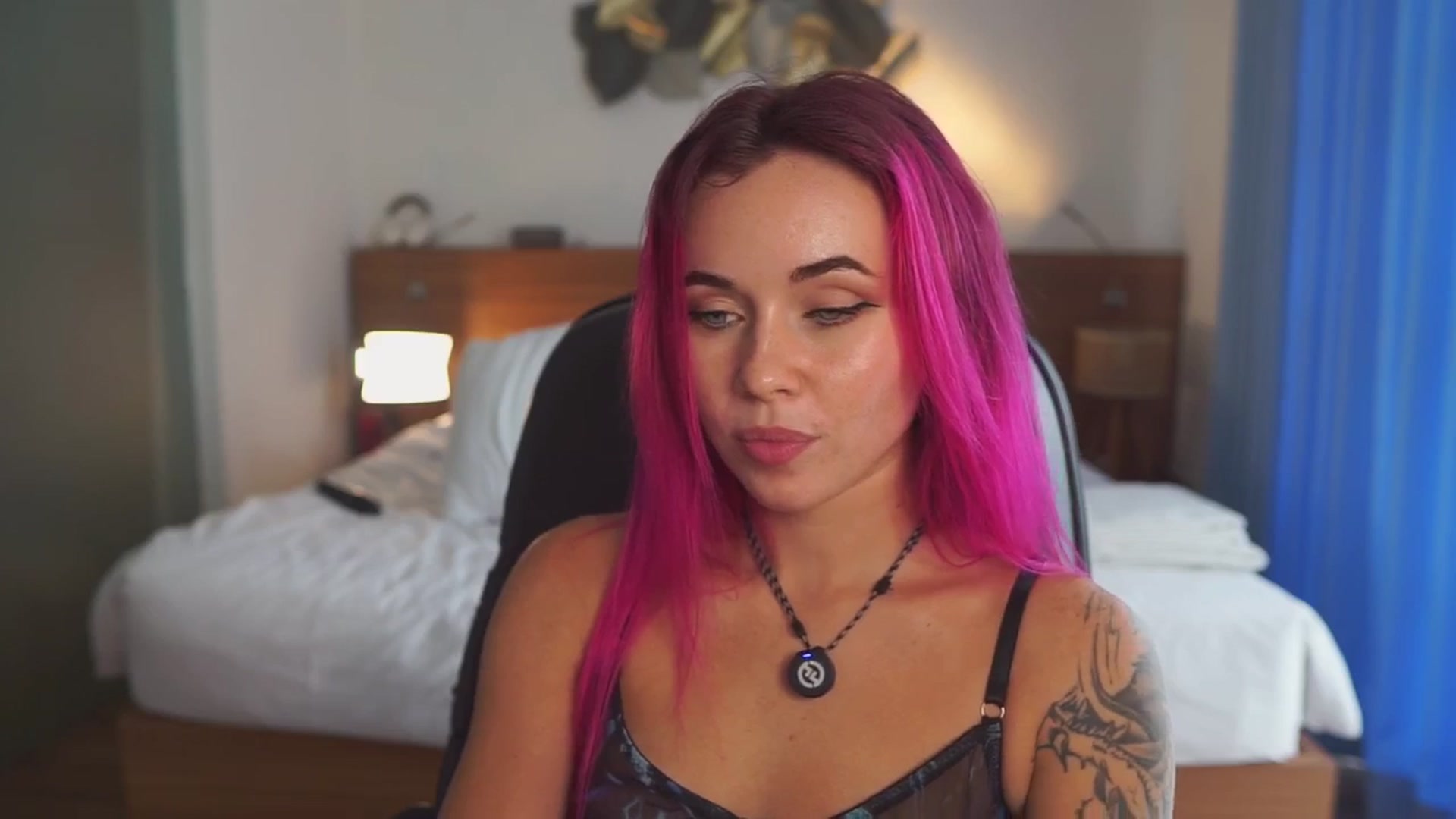 Gallery image thumbnail from Sarah_Pink's myfreecams stream on, 02/08/2026, 09:18 image 8 of 20